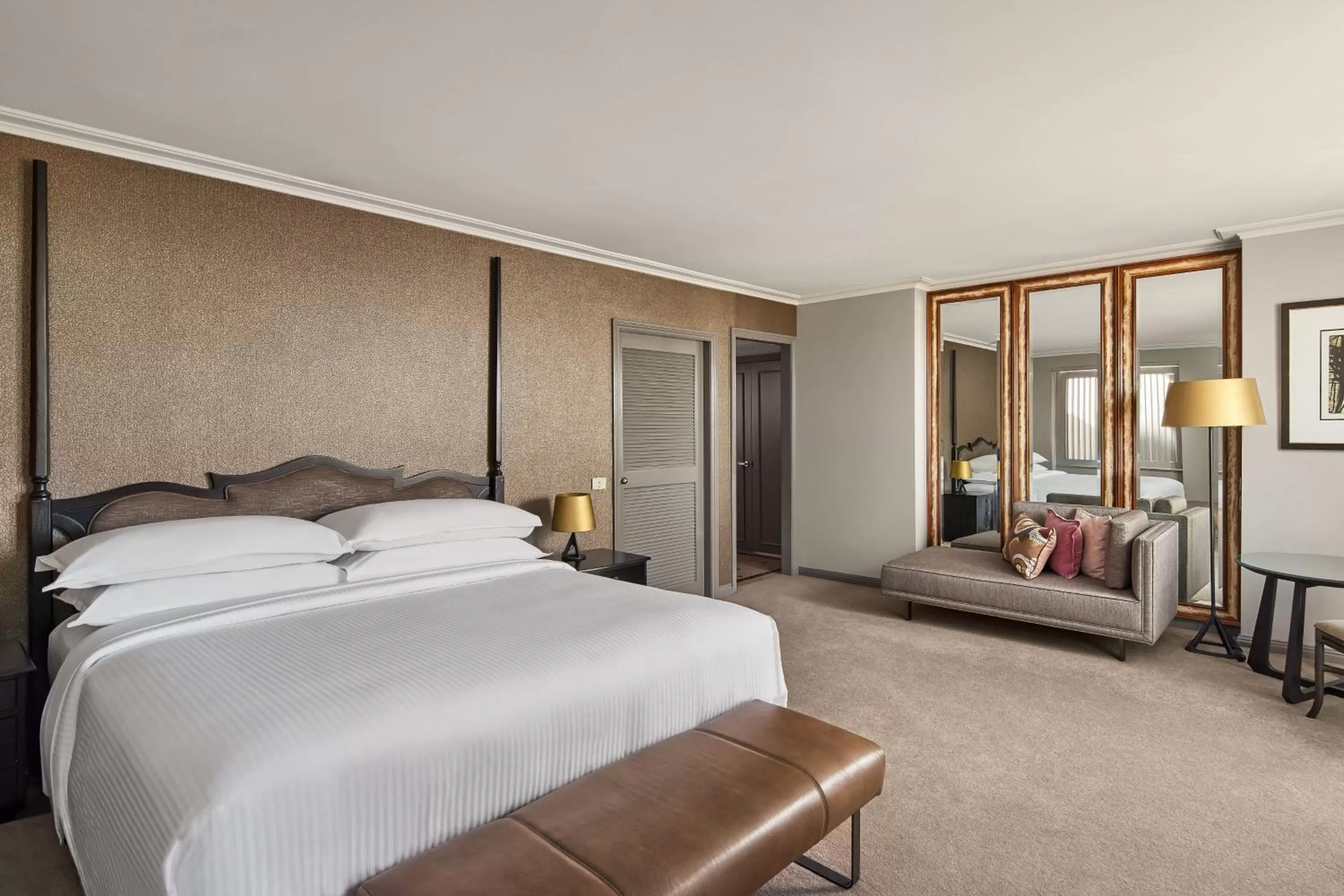 Bedroom, Bed in Sheraton Grand Sydney Hyde Park