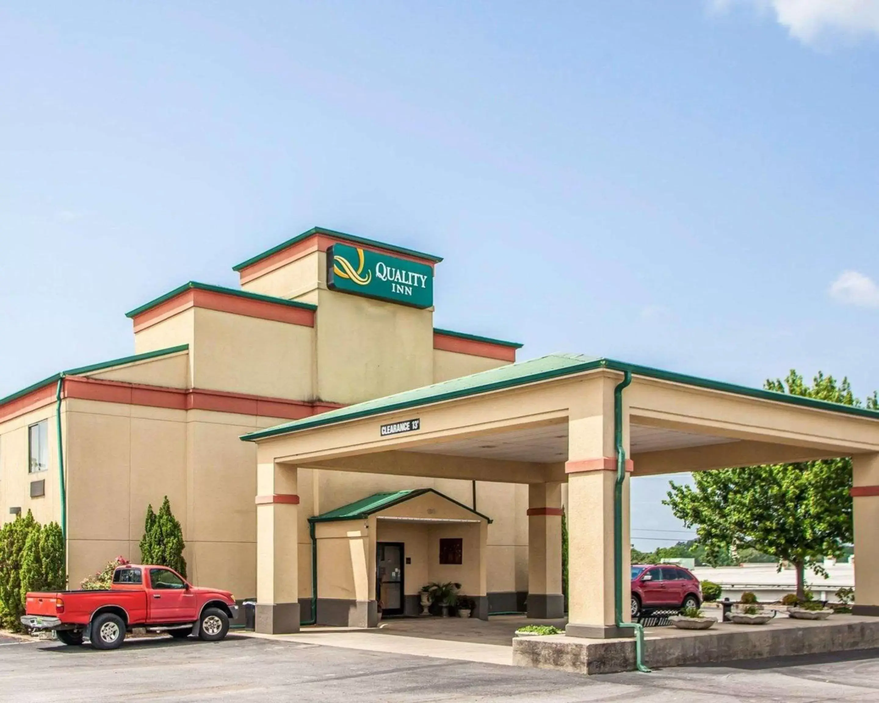 Property Building in Quality Inn Florence Muscle Shoals