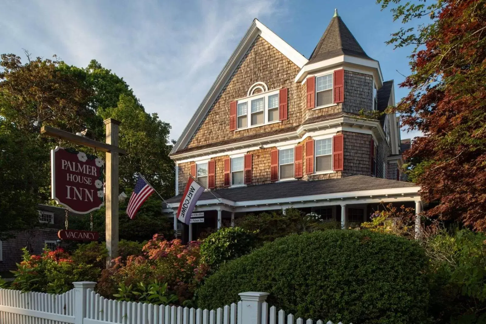 Facade/entrance, Property Building in Palmer House Inn