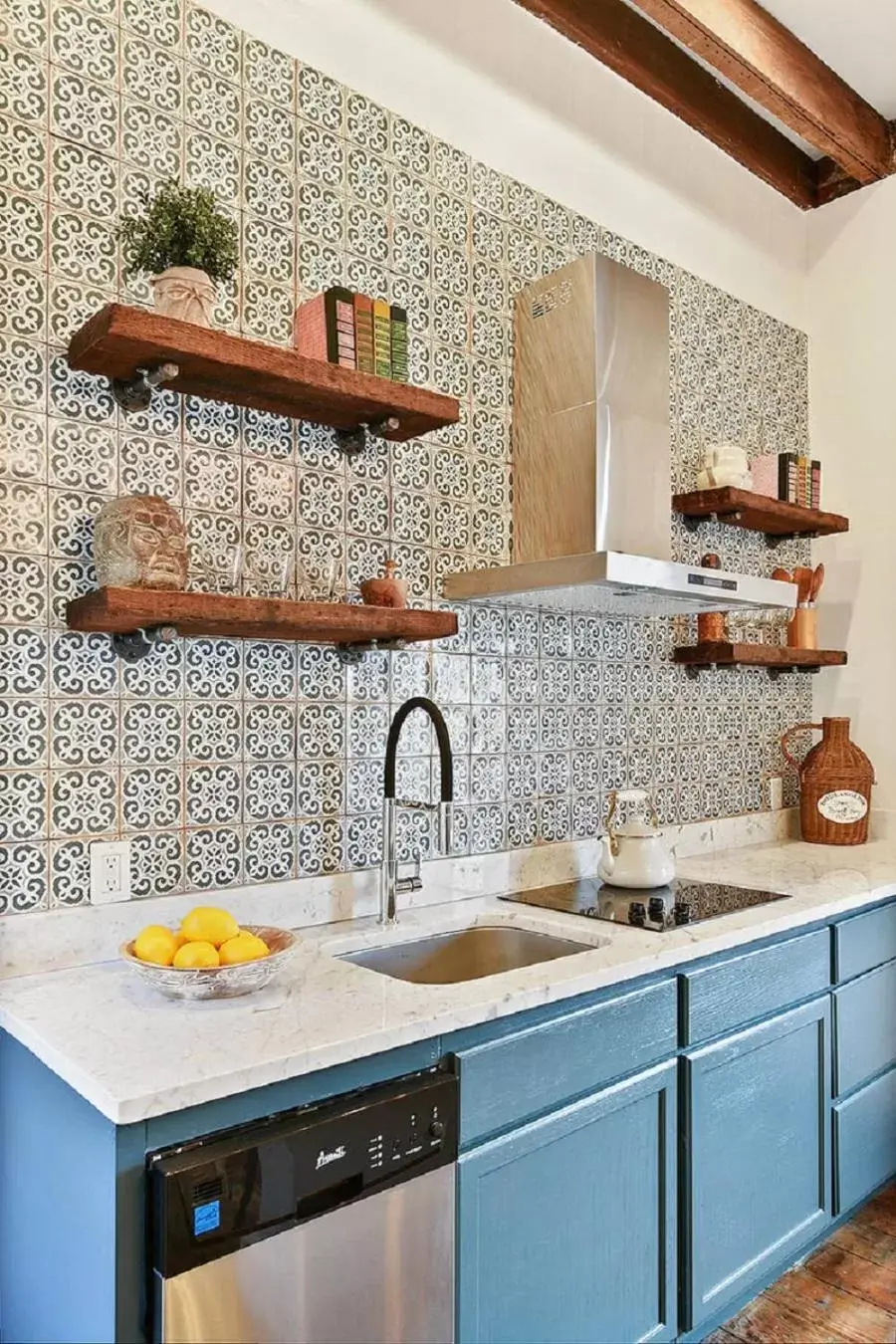 Kitchen or kitchenette, Kitchen/Kitchenette in French Quarter Mansion