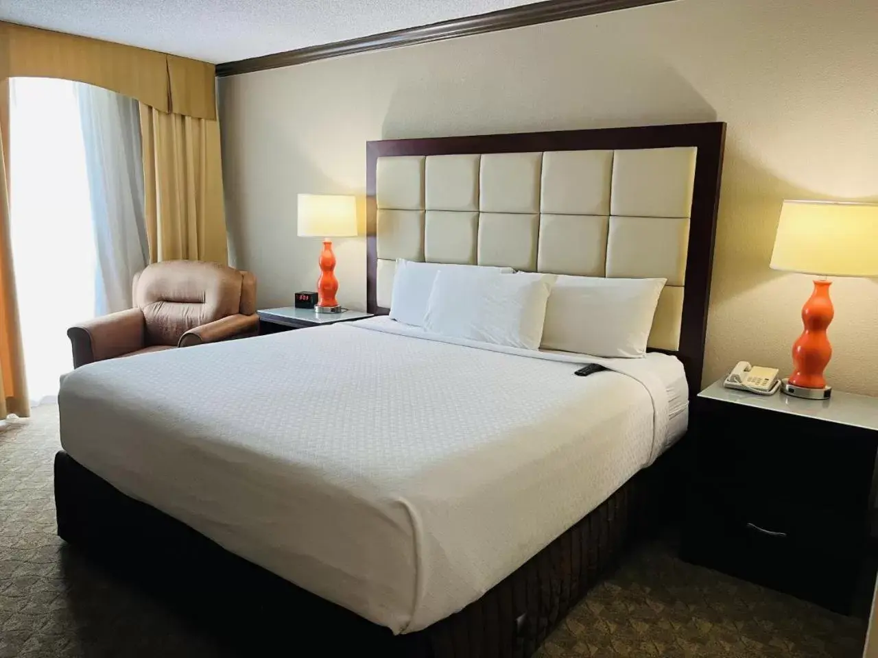 Bedroom, Bed in Wingate Houston near NRG Park/Medical Center