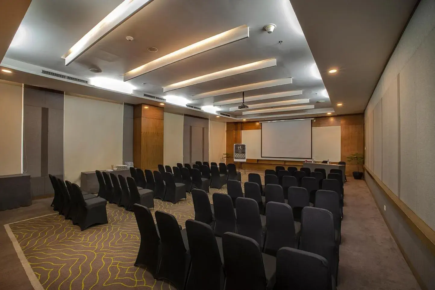 Meeting/conference room in eL Hotel Jakarta