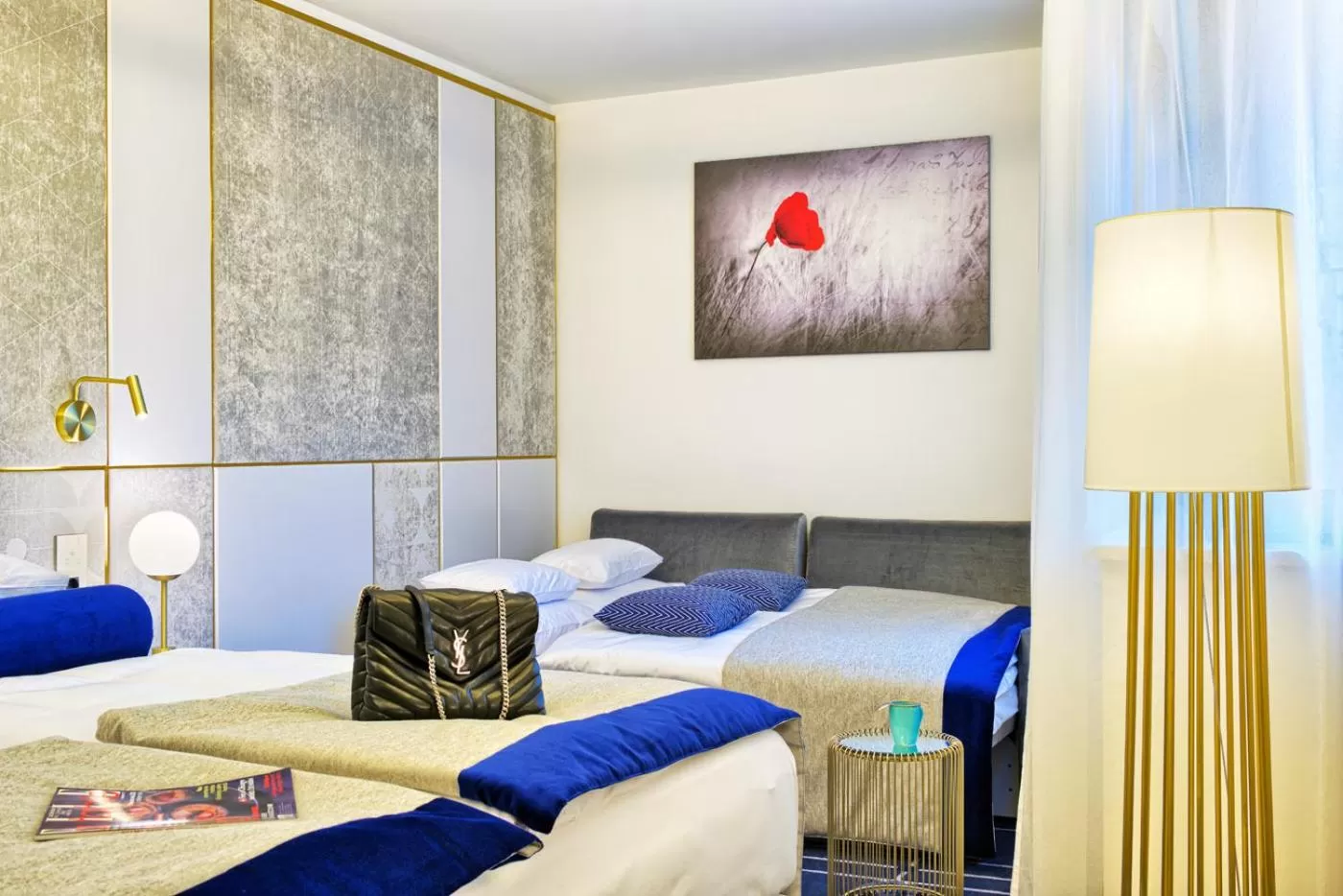 Photo of the whole room, Bed in Hotel Ferreus Modern Art Deco