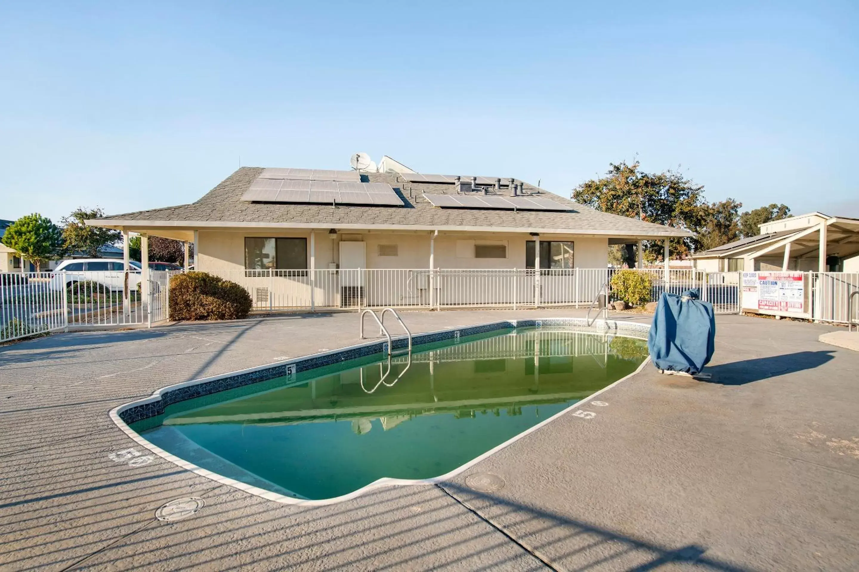 Swimming pool, Property Building in Super 8 by Wyndham Dunnigan