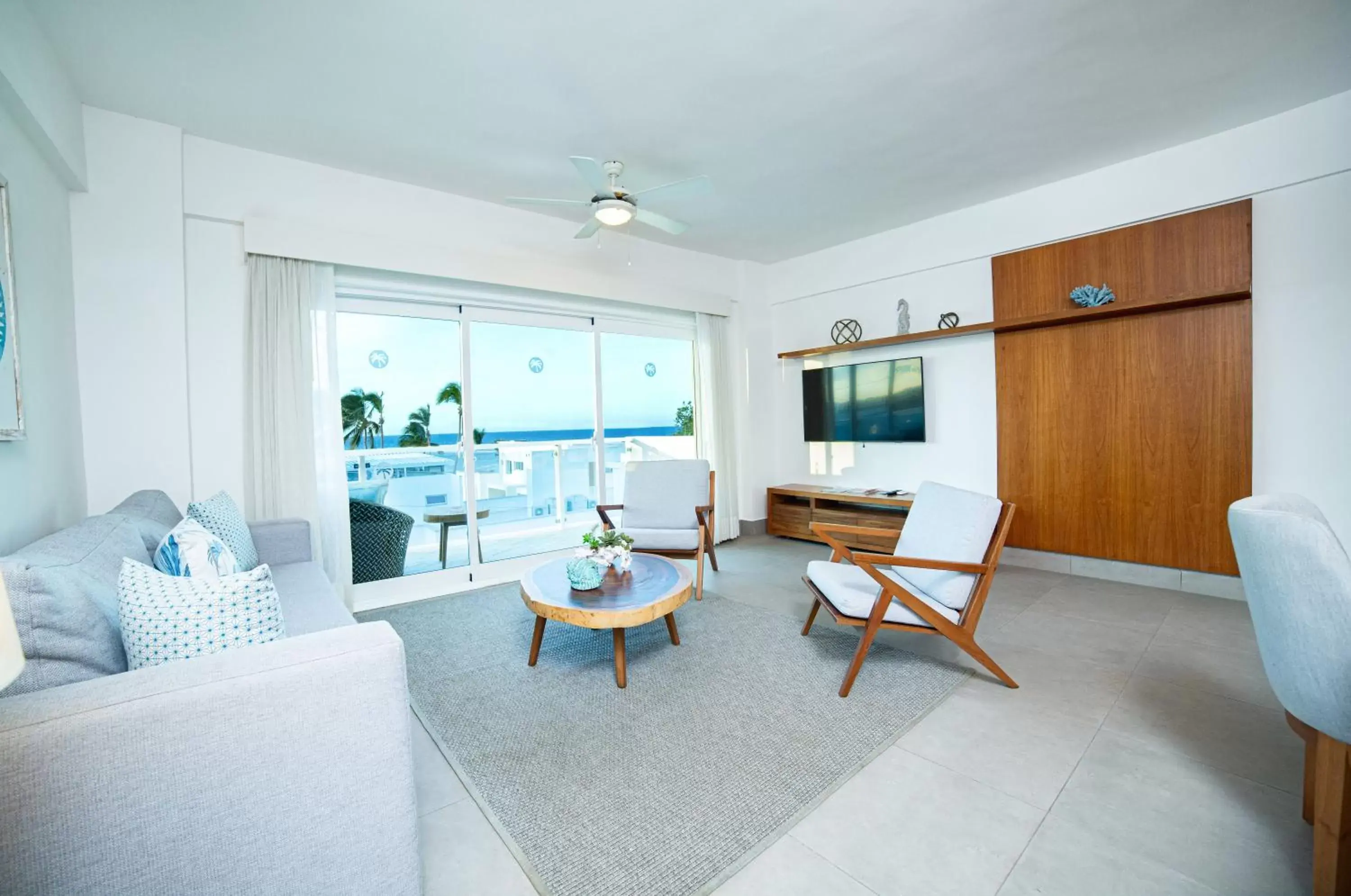 Living room, Seating Area in Presidential Suites Cabarete - Room Only