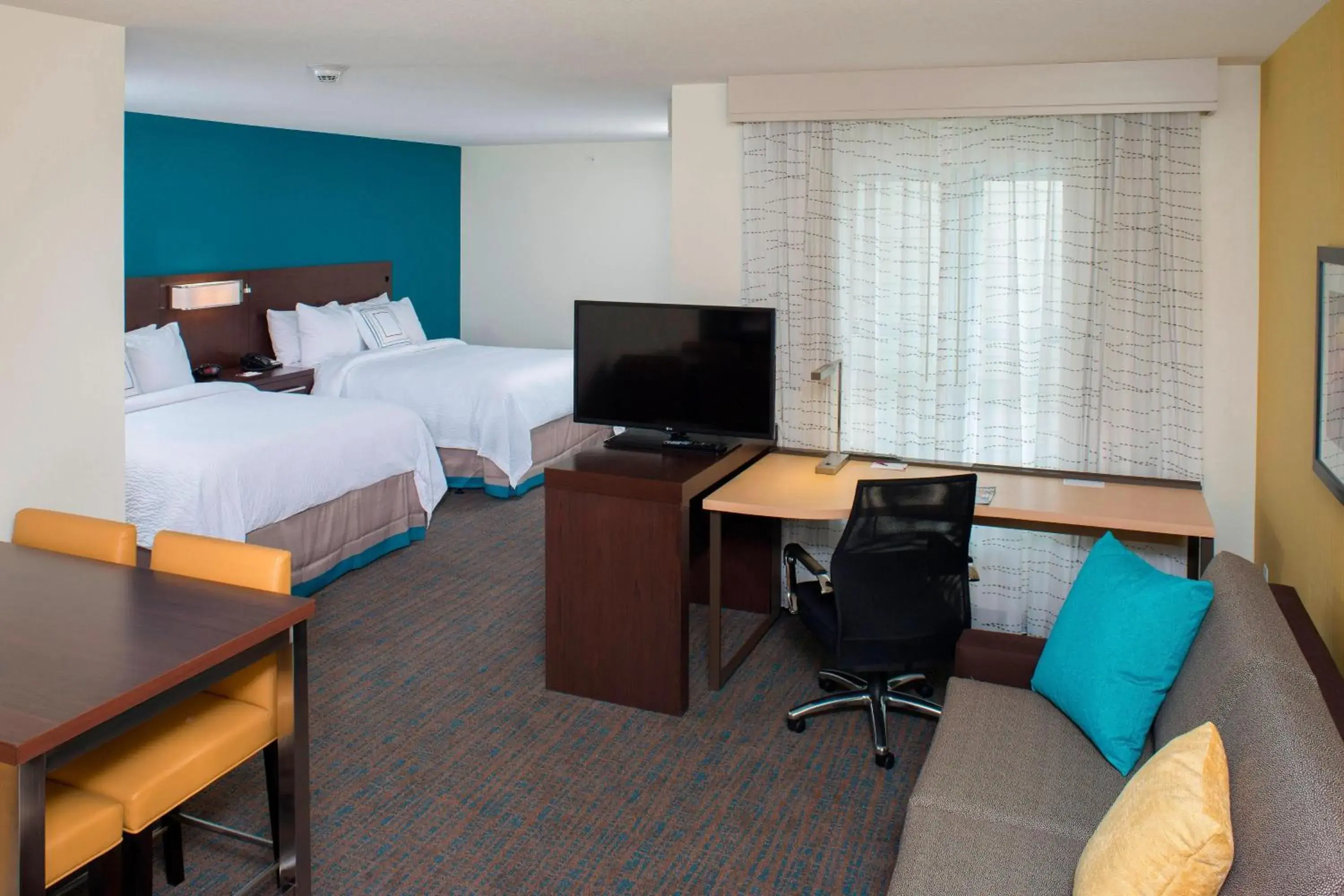 Photo of the whole room, TV/Entertainment Center in Residence Inn by Marriott Albany Clifton Park