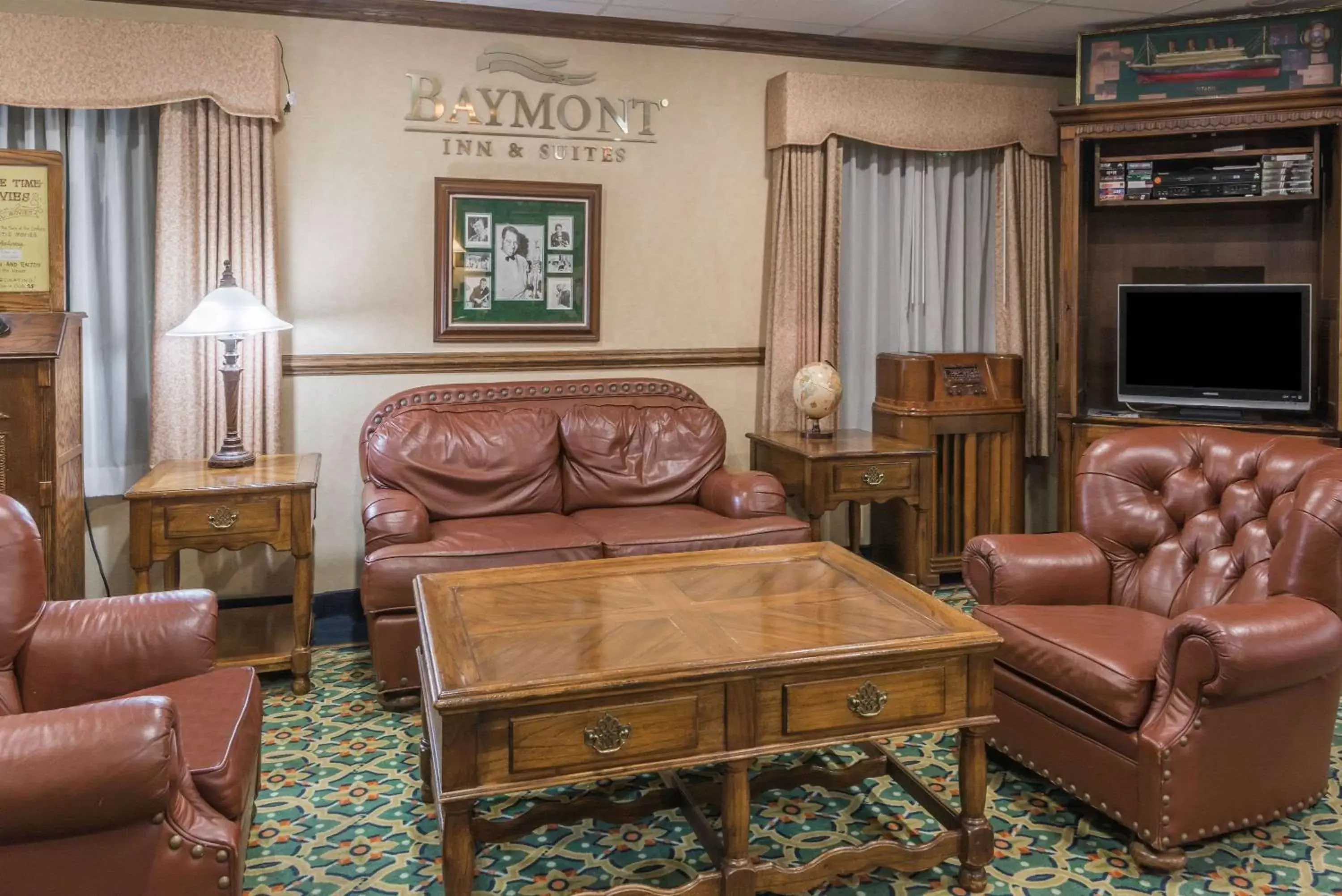 Lobby or reception, Seating Area in Manchester Inn & Suites