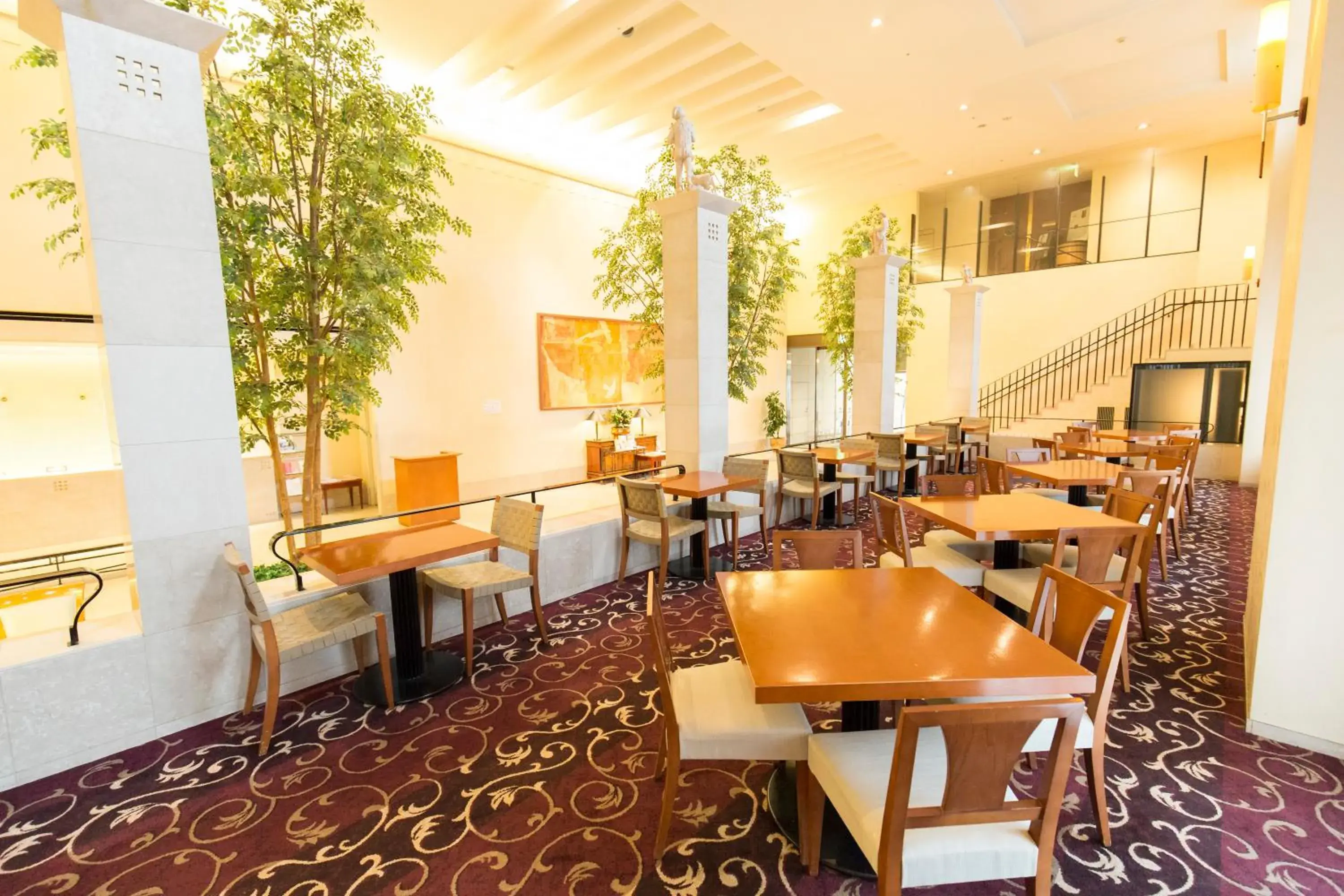 Lounge or bar, Restaurant/Places to Eat in Authent Hotel Otaru