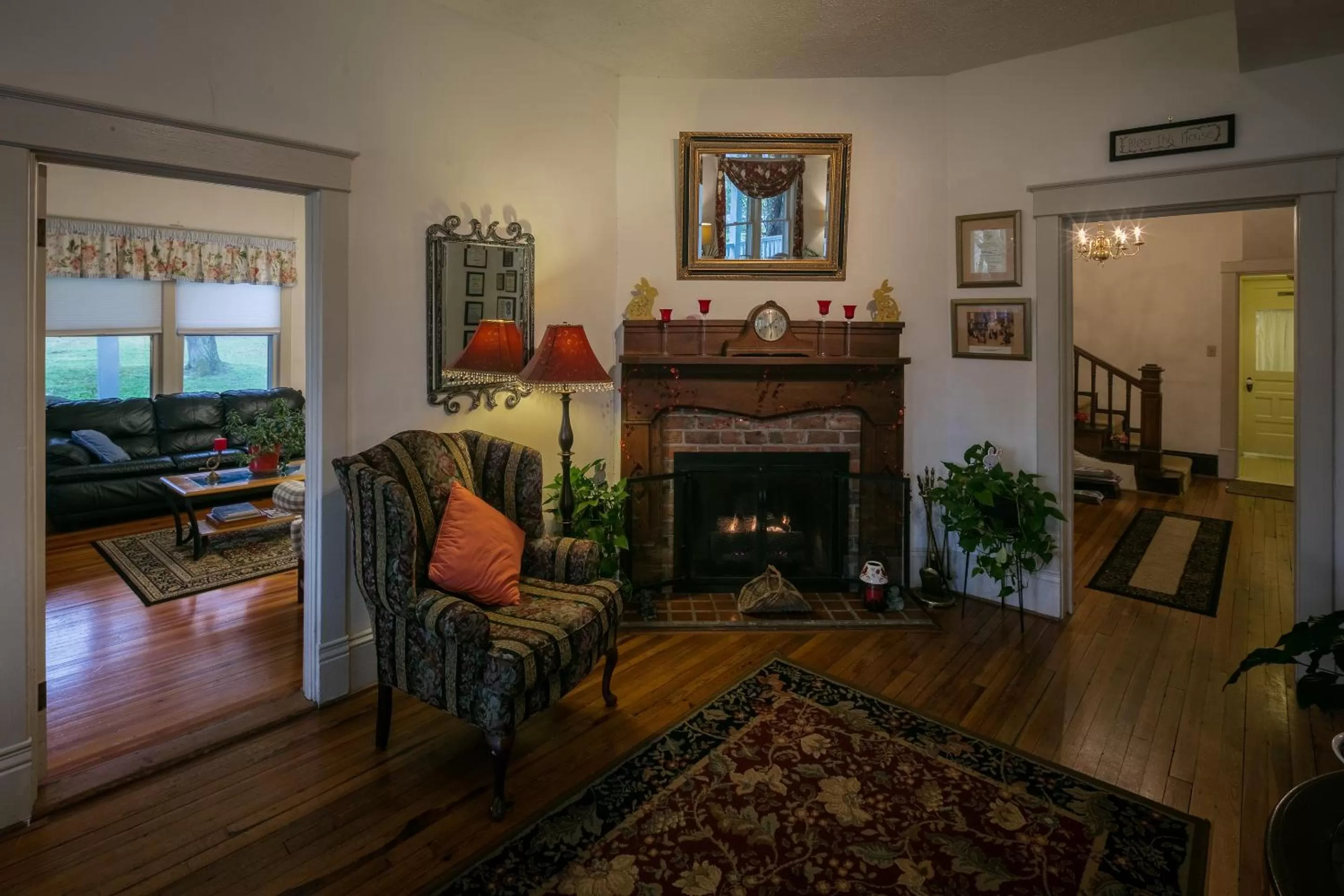 Seating Area in Taylor House Inn