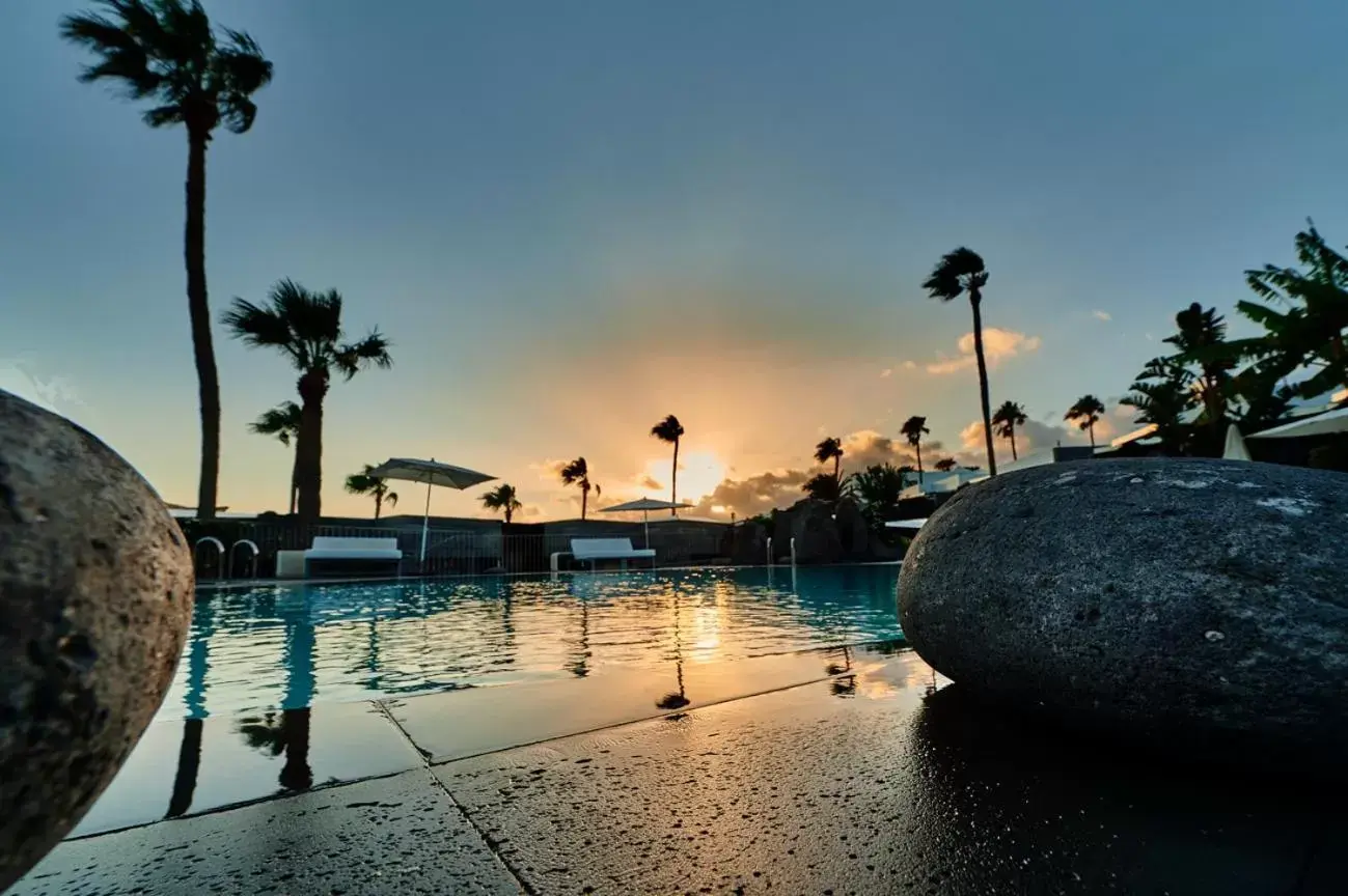 Swimming Pool in La Isla y el Mar, Hotel Boutique