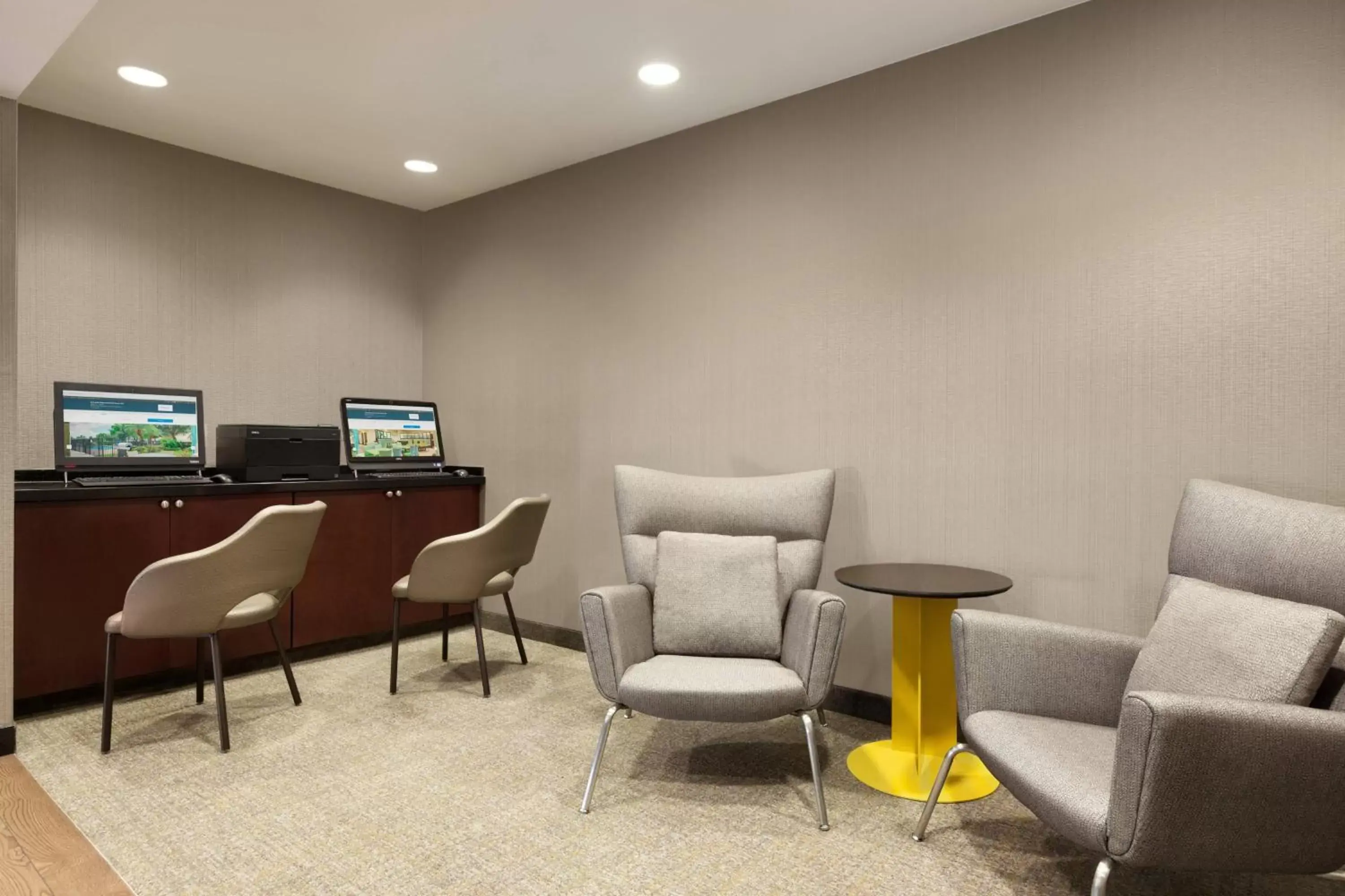 Business facilities in Springhill Suites by Marriott West Palm Beach I-95