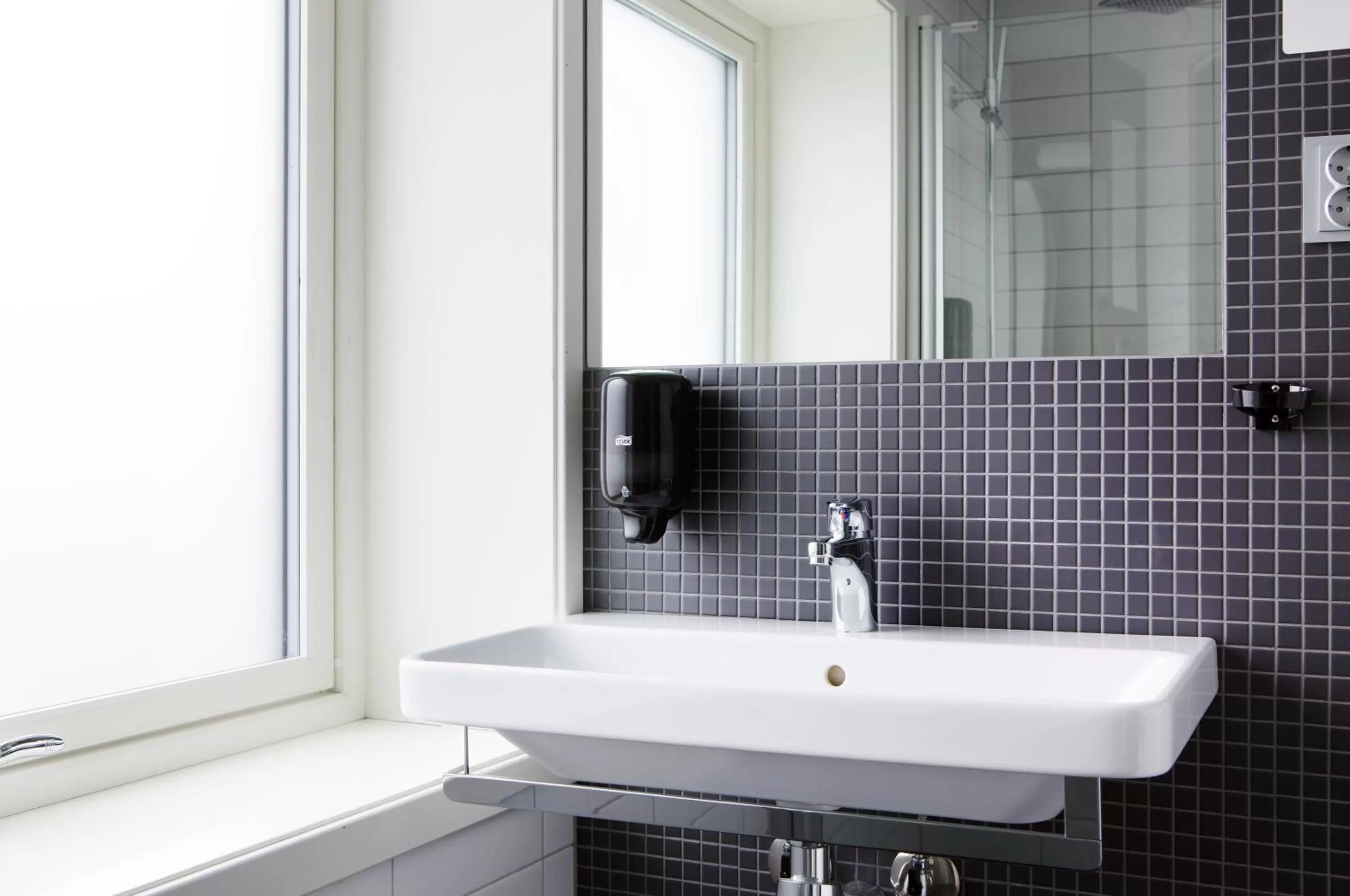 Bathroom in Comfort Hotel Victoria Florø