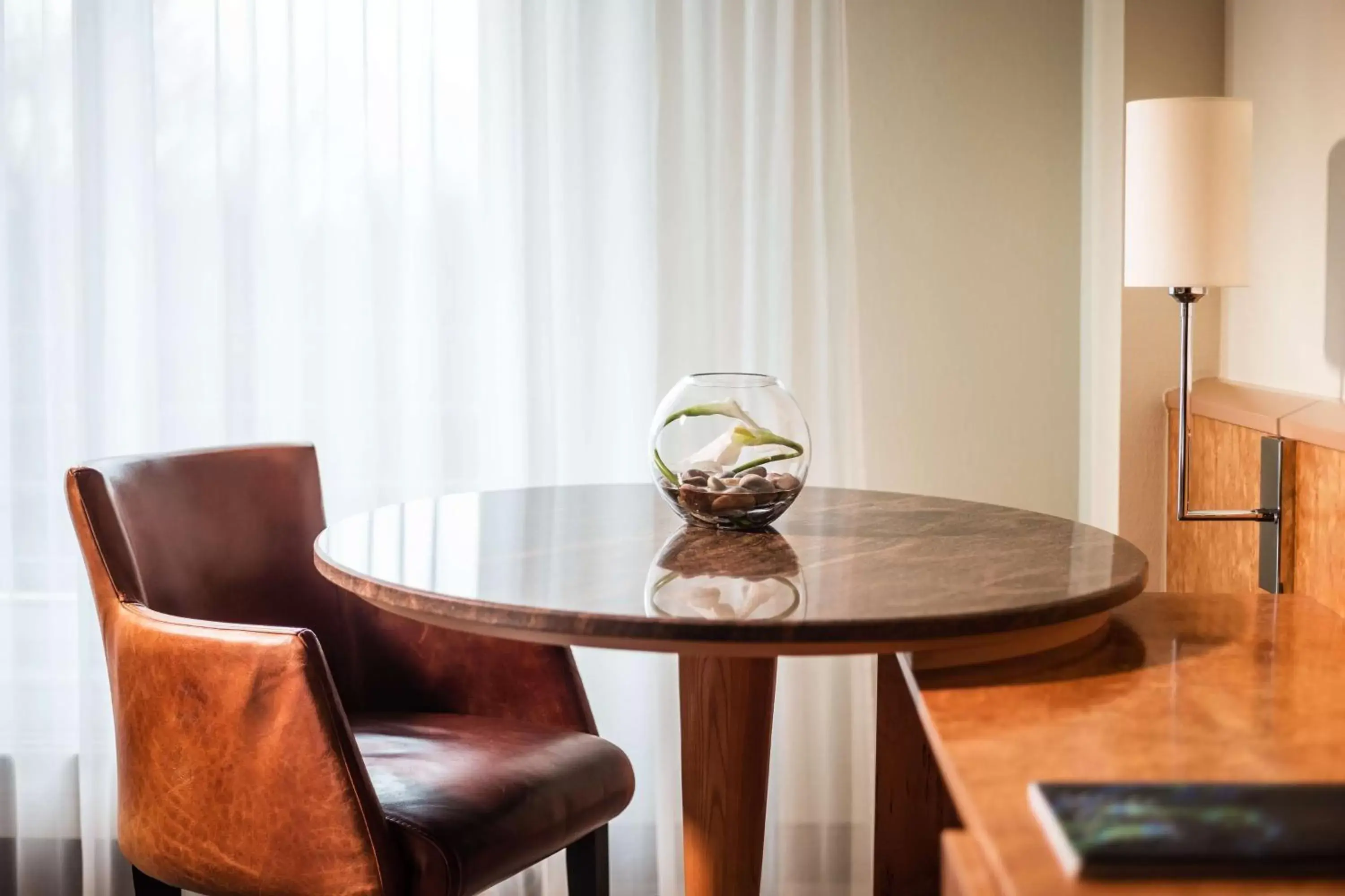 Bedroom, Seating Area in Lindner Hotel Dusseldorf Airport