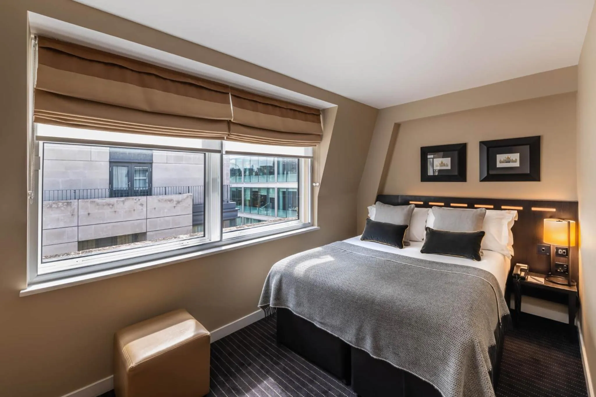 Bedroom, Bed in The Resident Victoria