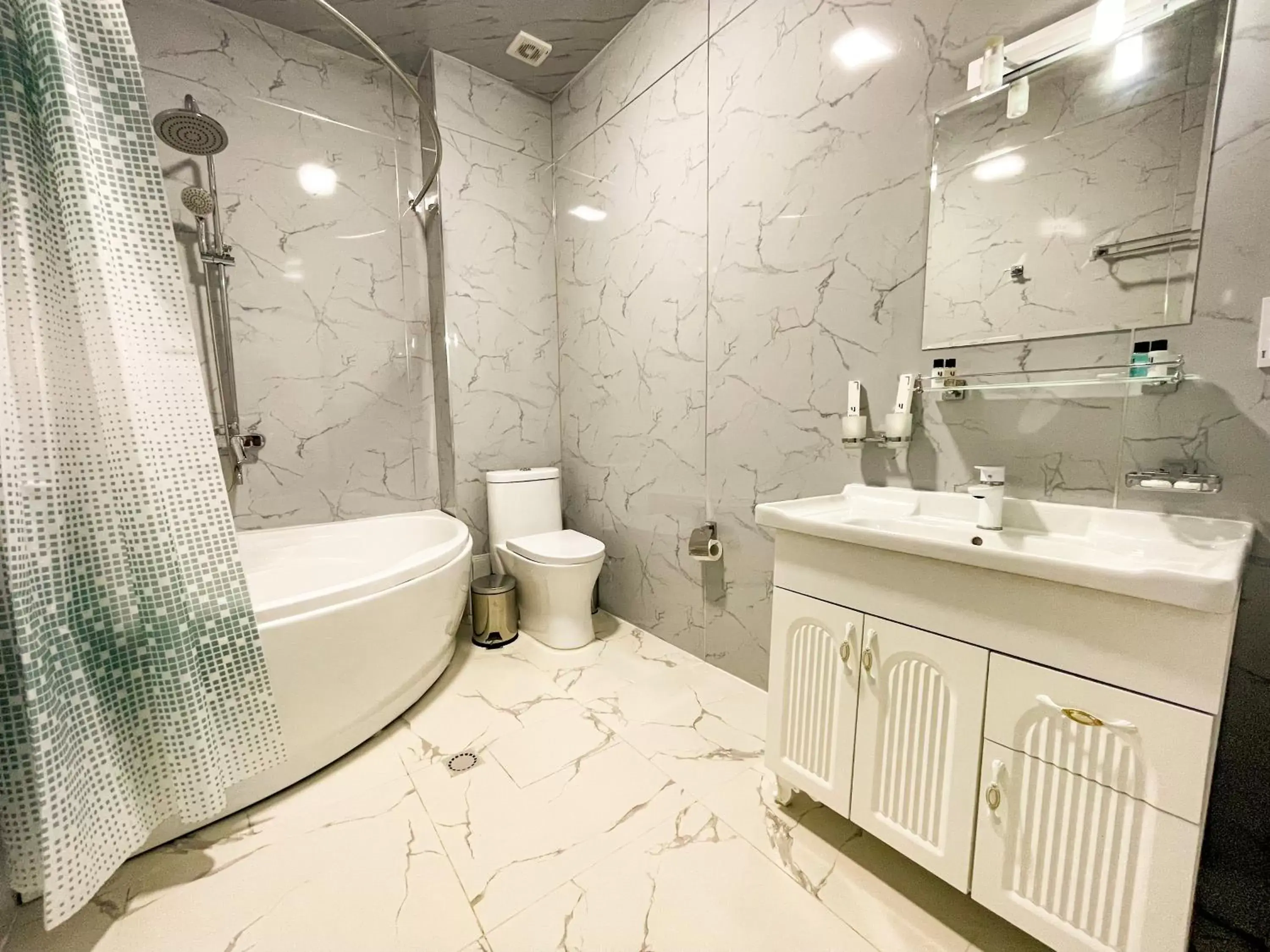 Bathroom in Medina Hotel Samarkand