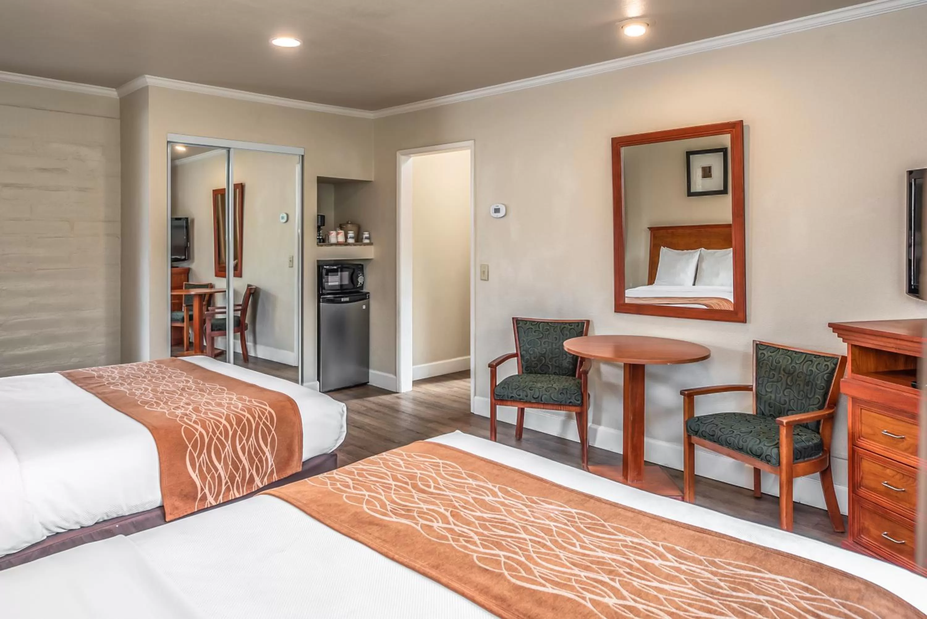 Bedroom, Bed in The Inn at 1252 Monterey