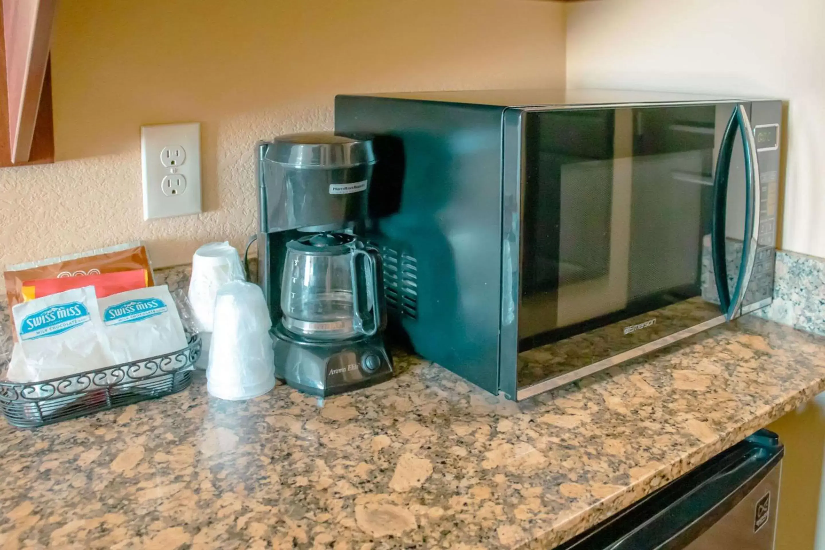 Bedroom in Expressway Suites of Grand Forks