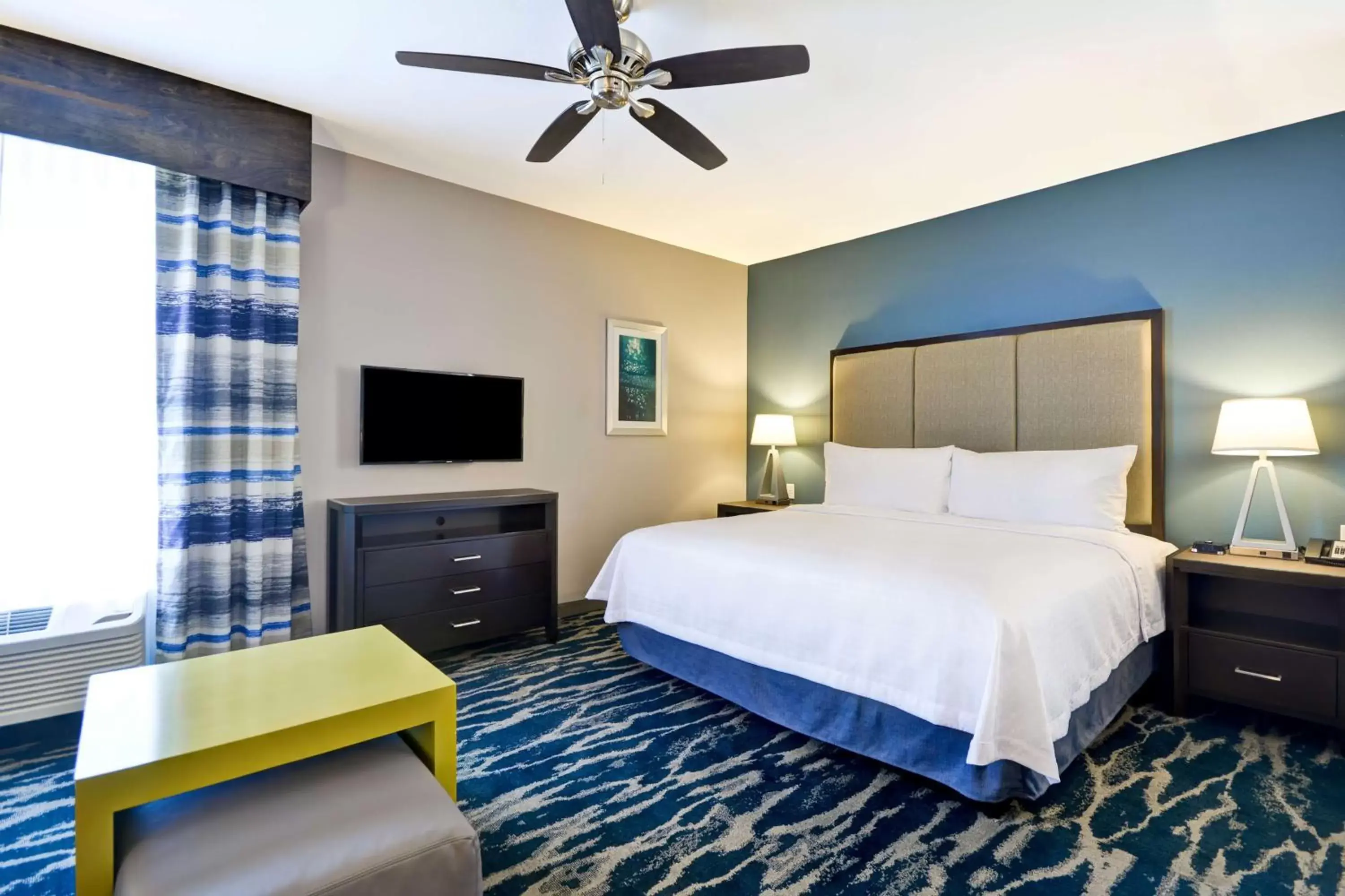 Bedroom, Bed in Homewood Suites by Hilton Conroe