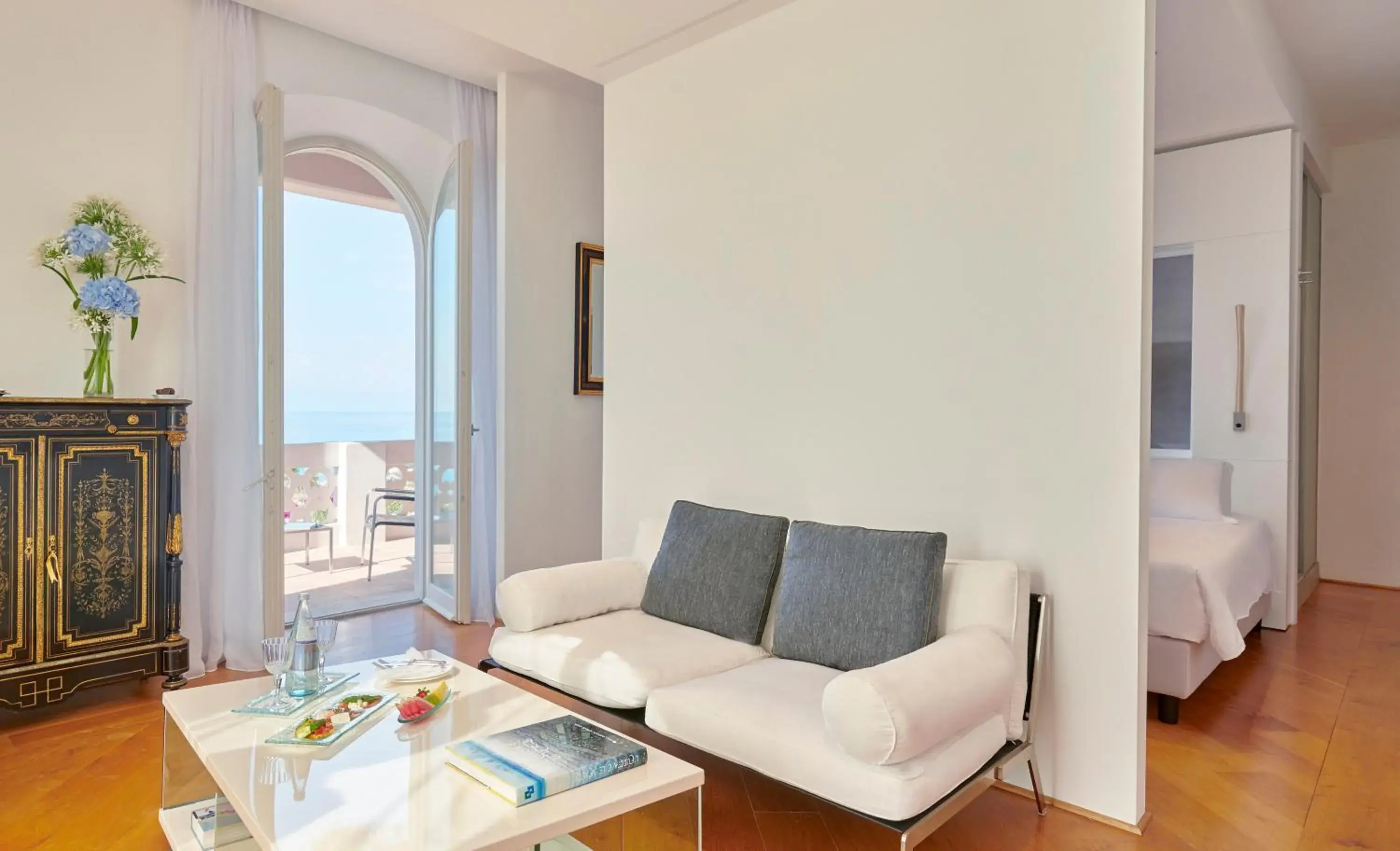 Living room, Seating Area in Villa Paola