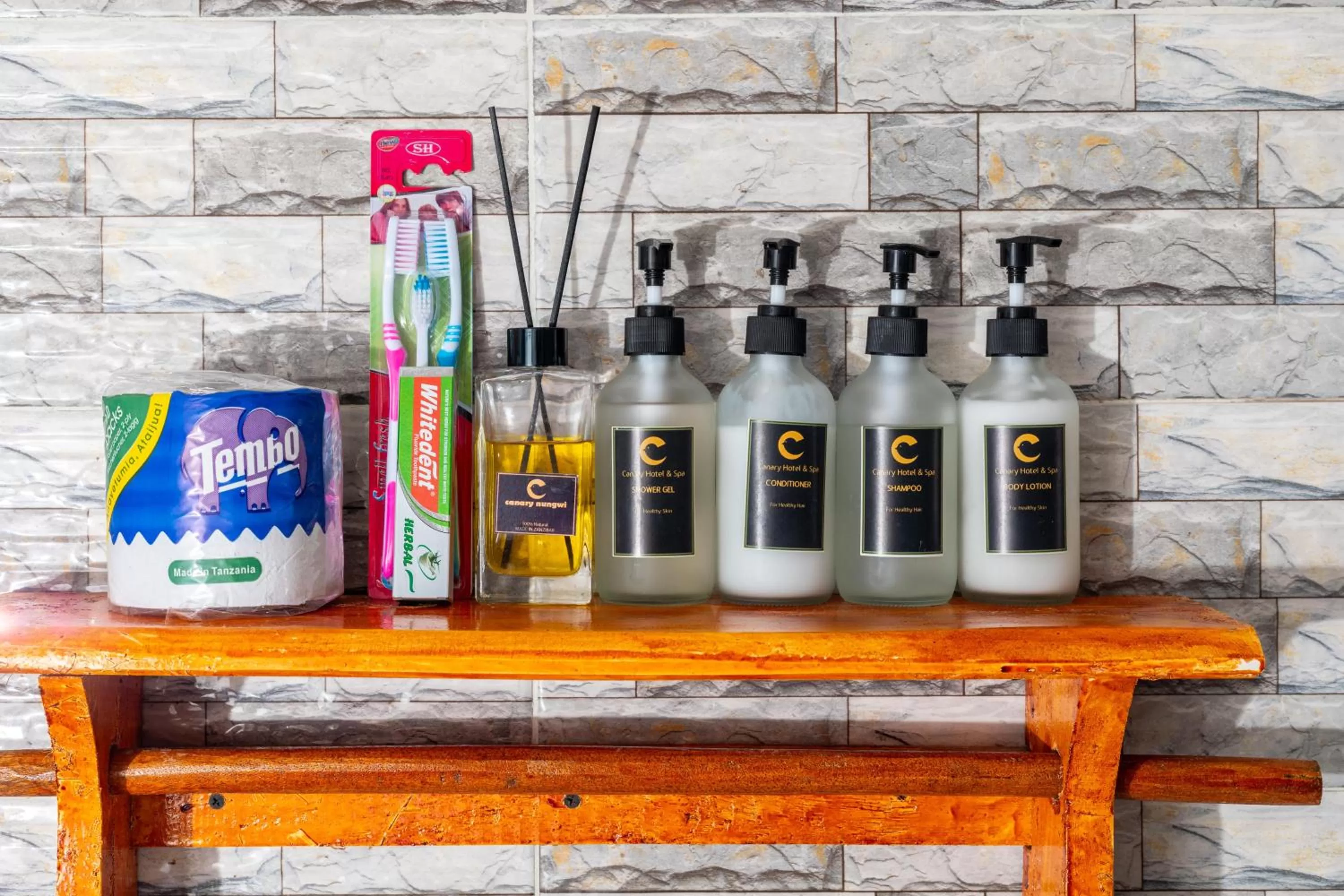 Canary Nungwi Hotel & Free SPA