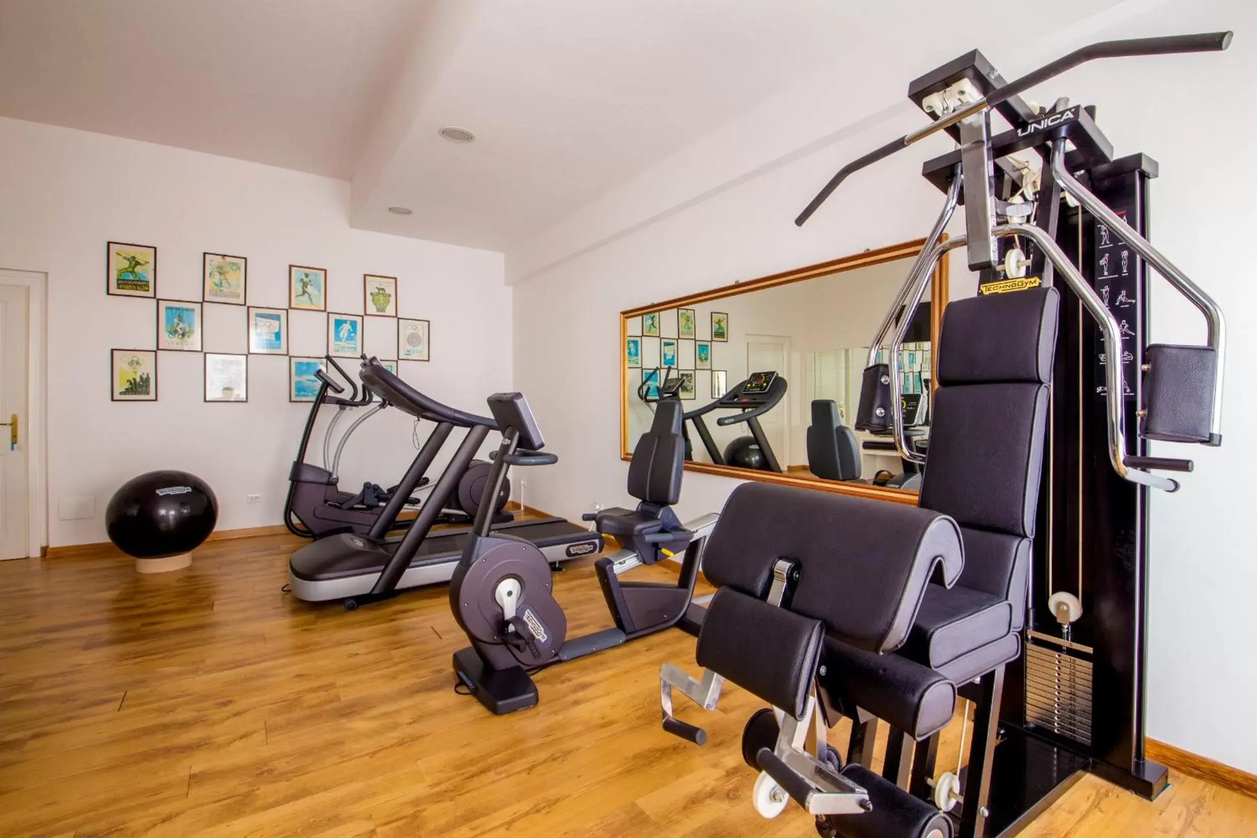 Fitness centre/facilities, Fitness Center/Facilities in Arcom Palace