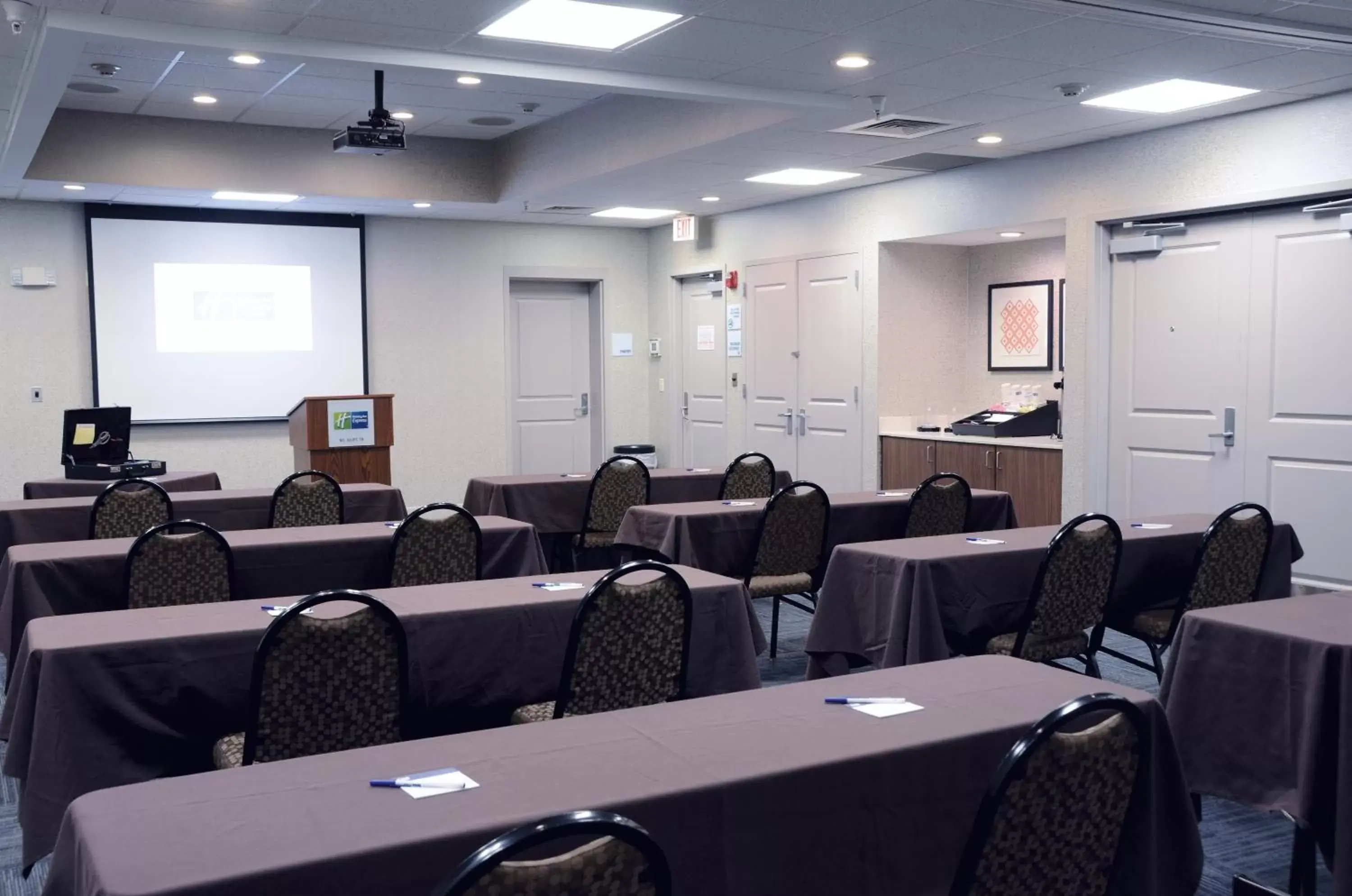 Meeting/conference room in Holiday Inn Express Hotel & Suites Mount Juliet - Nashville Area, an IHG Hotel