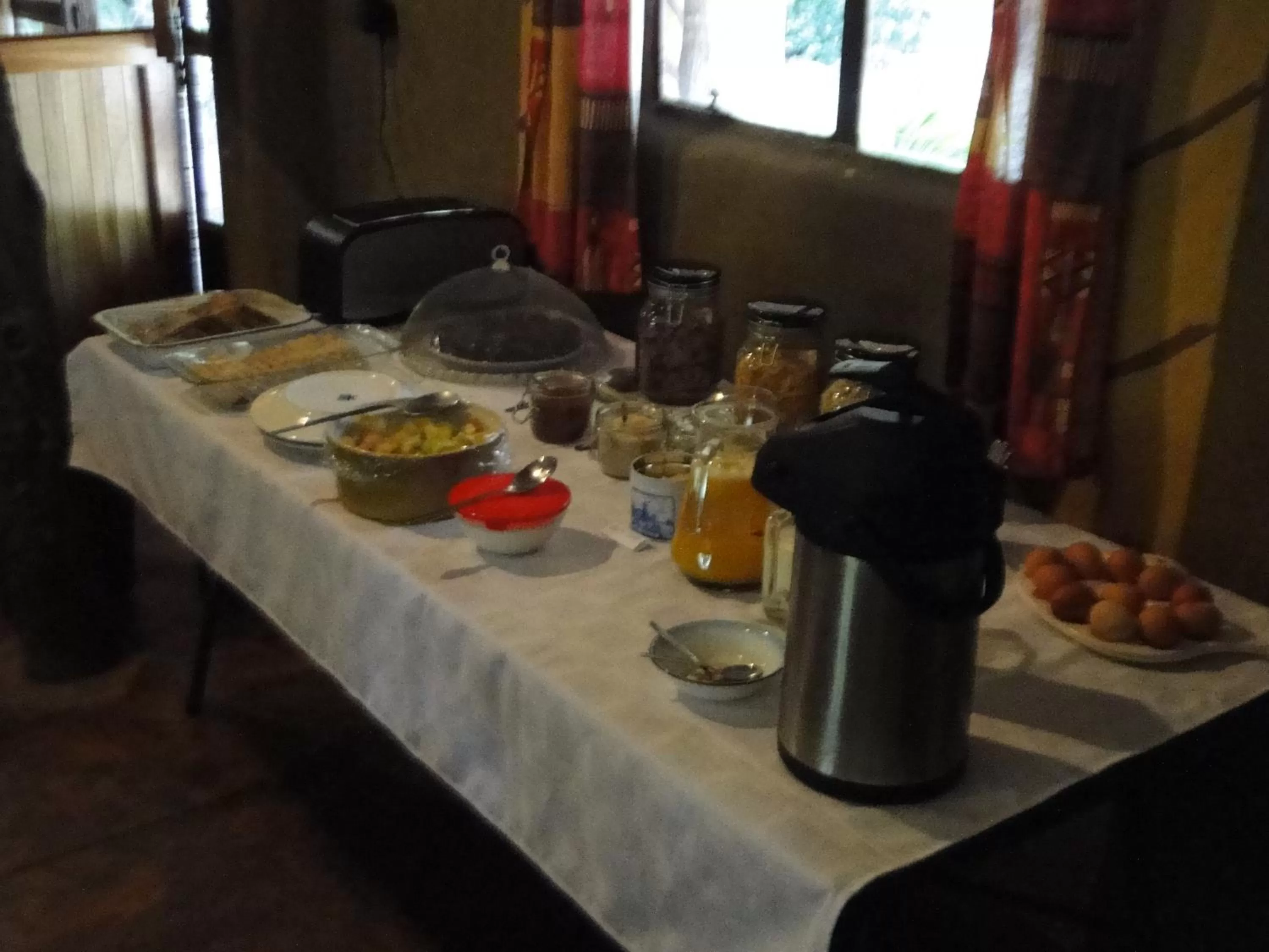 Breakfast in Discovery Bed and Breakfast