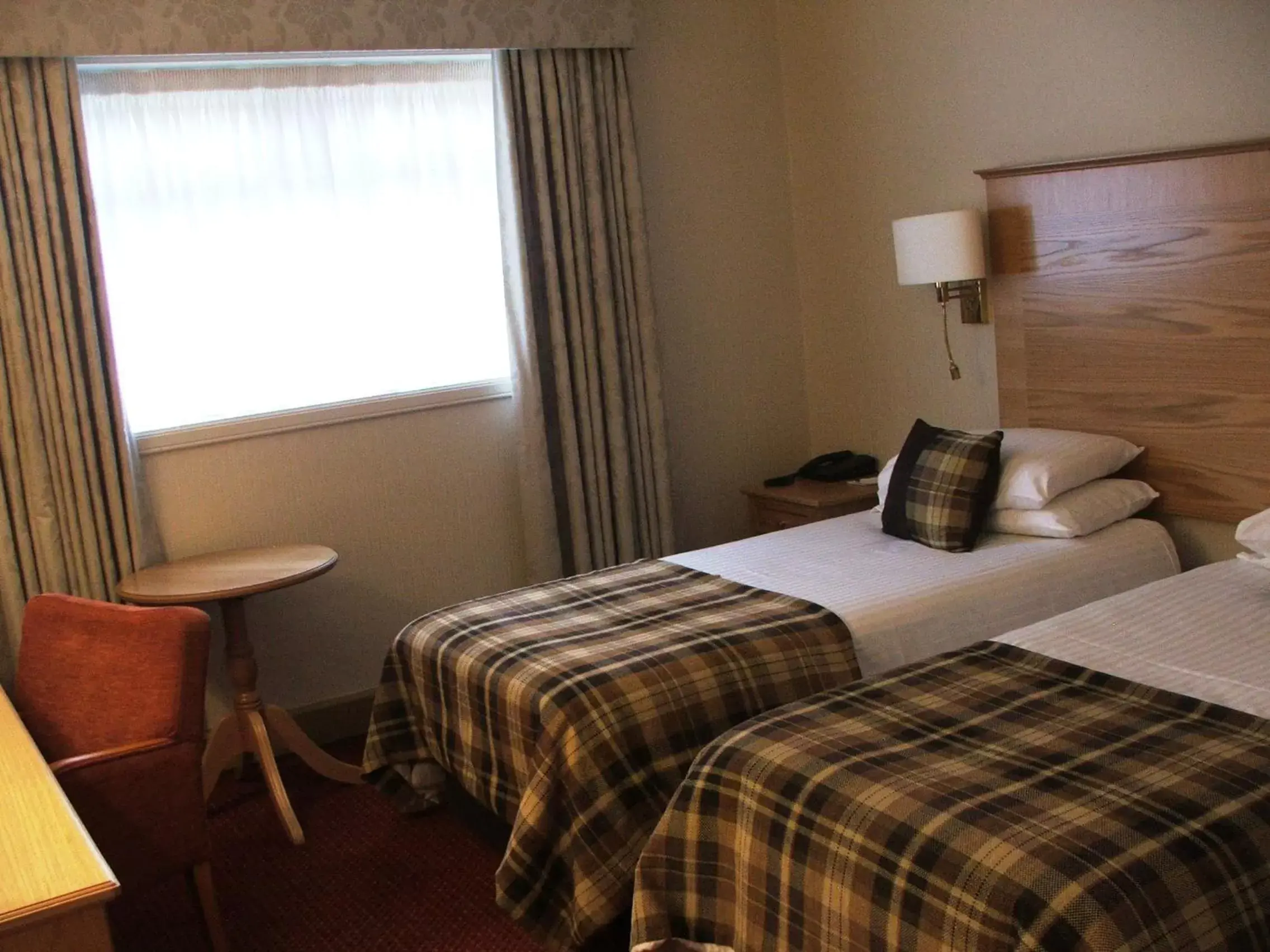 Bed in Atholl Hotel