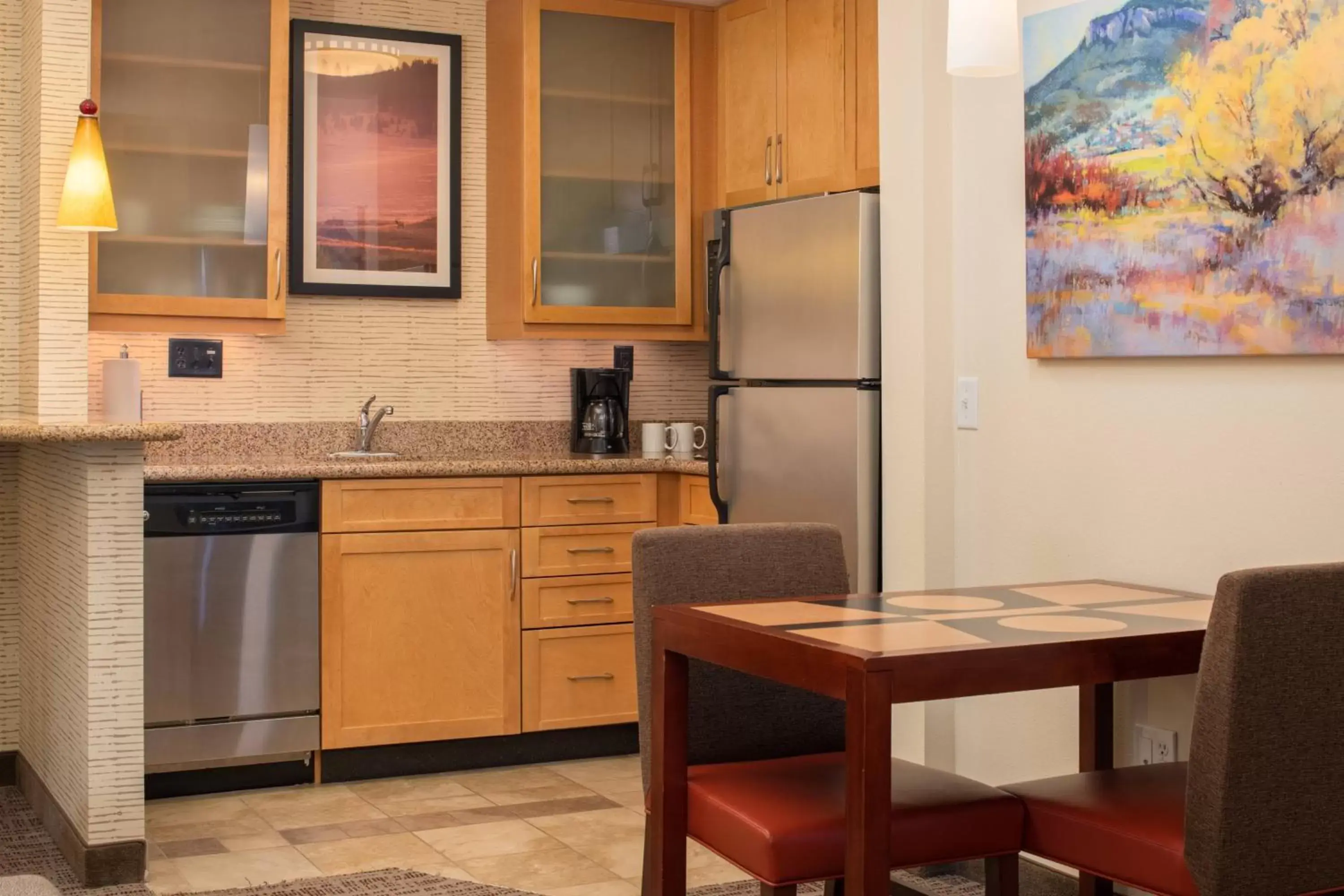 Bedroom, Kitchen/Kitchenette in Residence Inn by Marriott Helena