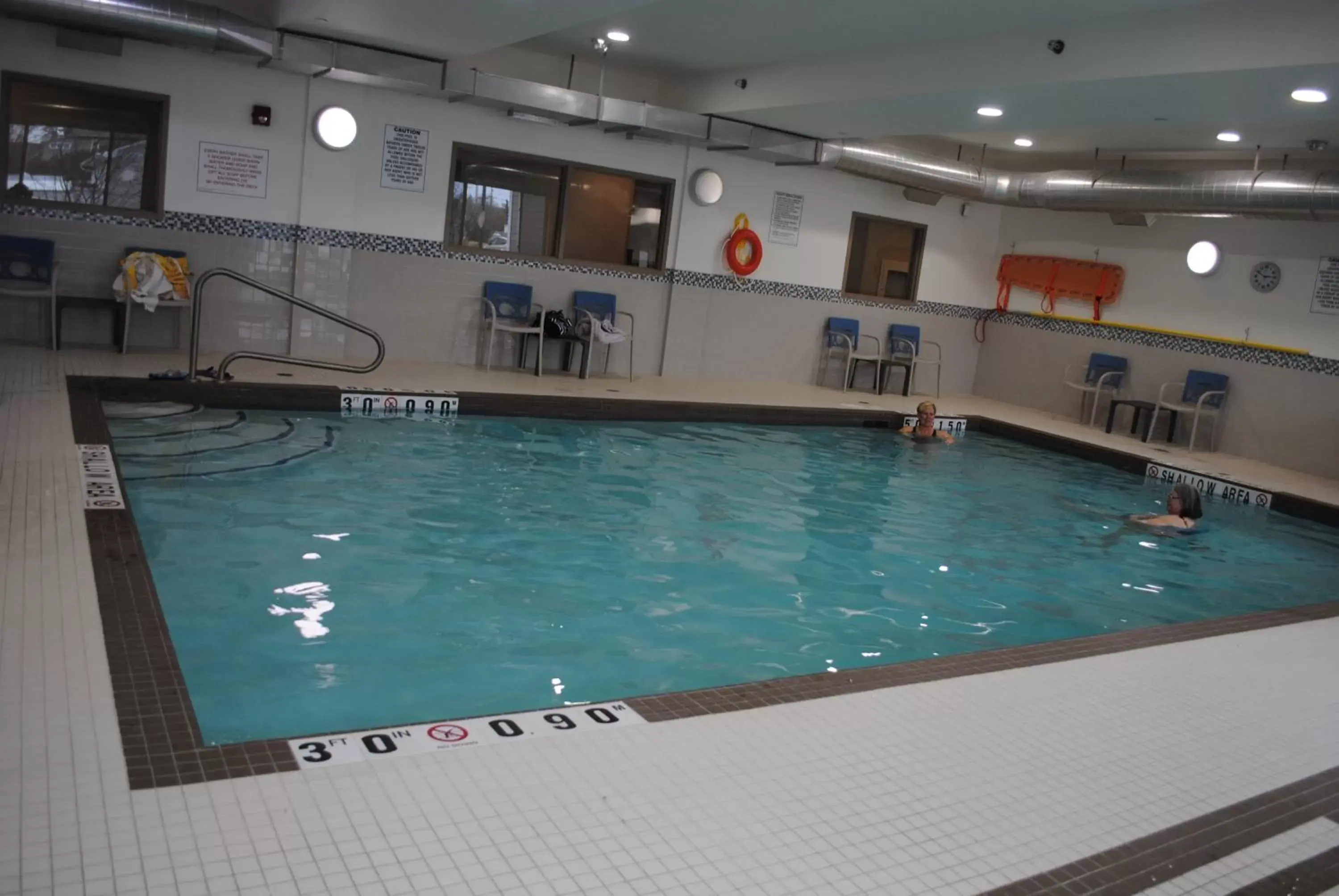 Swimming Pool in Days Inn & Suites by Wyndham Lindsay