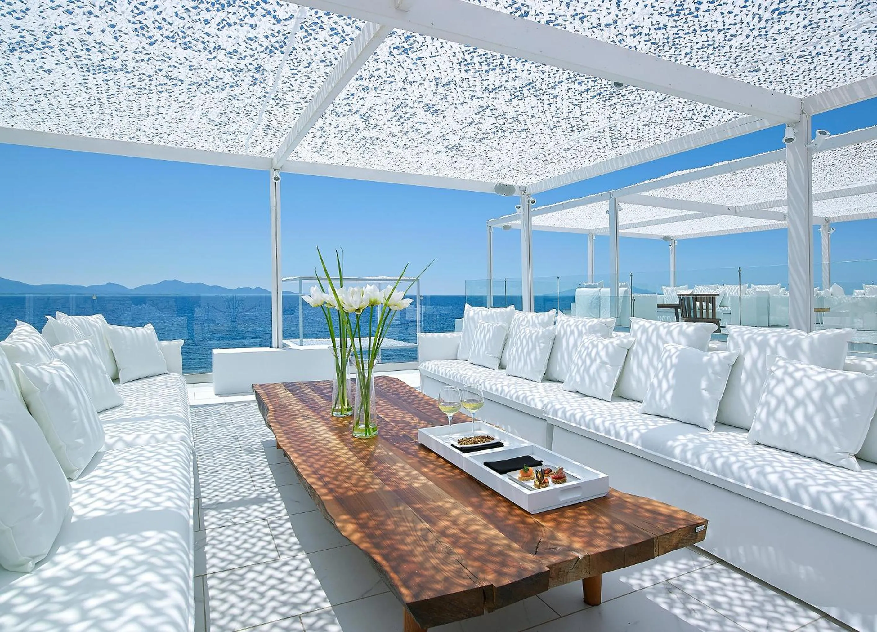 Lounge or bar in Dimitra Beach Hotel & Suites