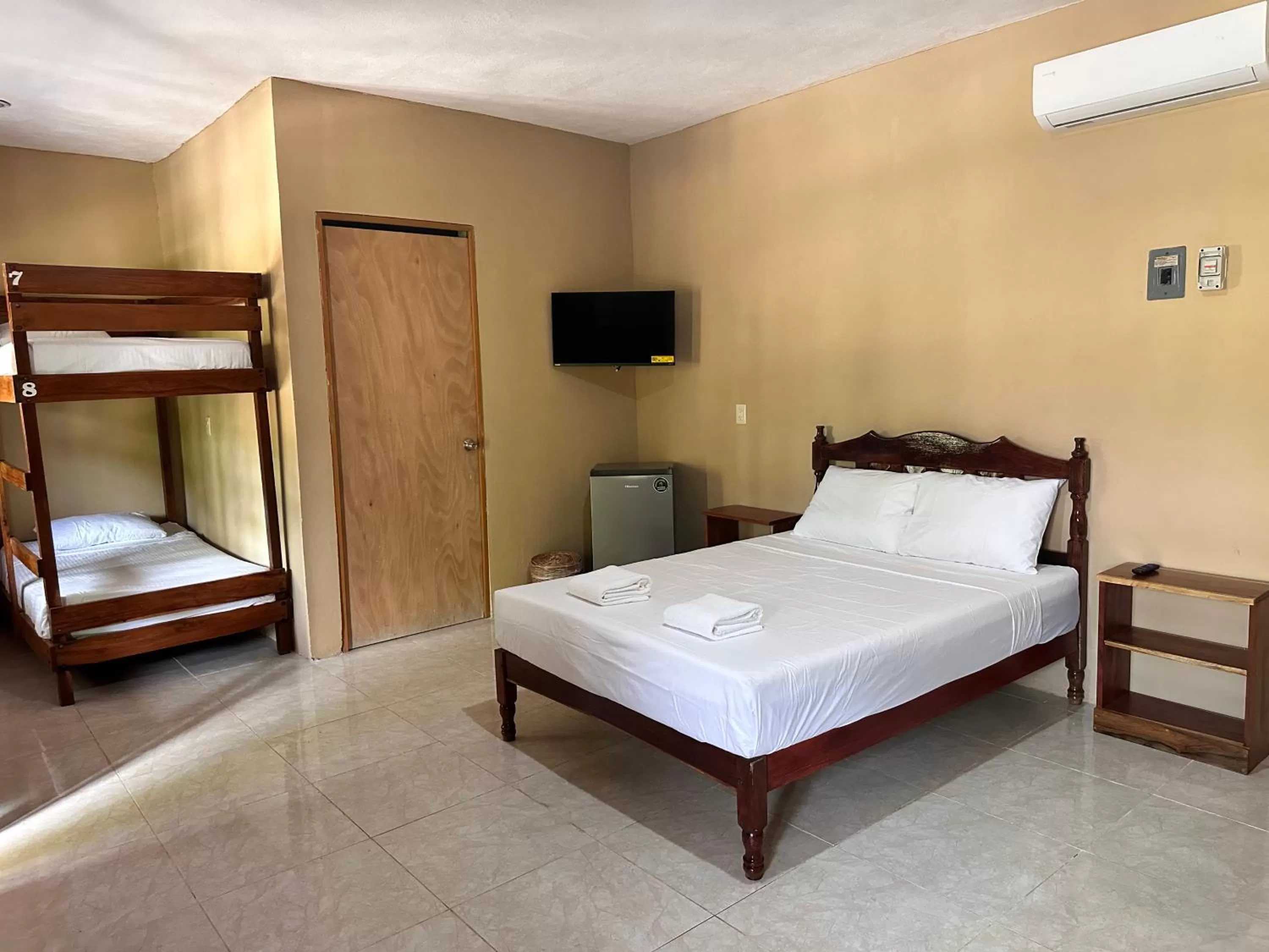 Bed in Hotel Bacalar Sunshine