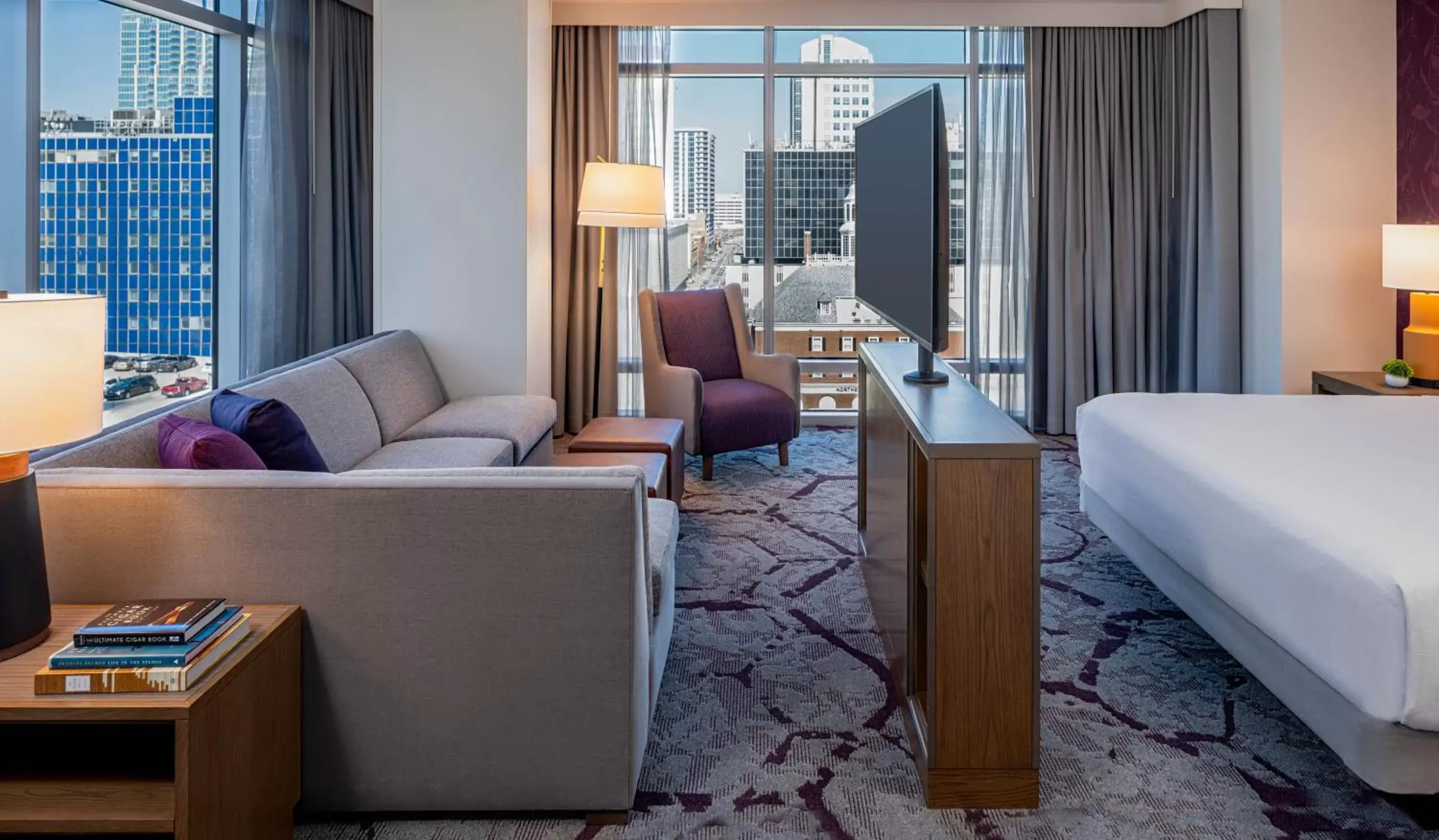 Seating area in Hyatt House Tampa Downtown