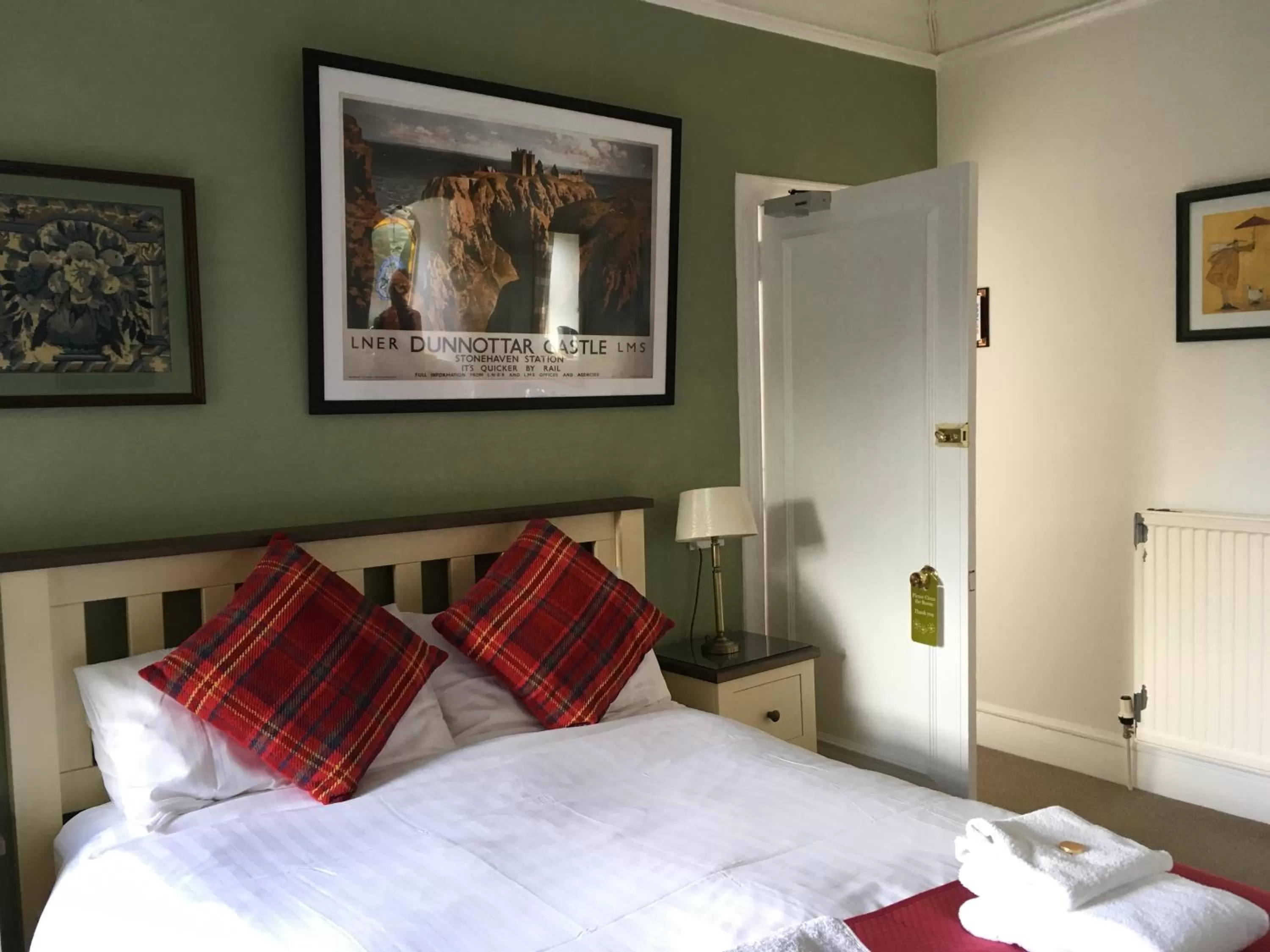 Bed in Arduthie House