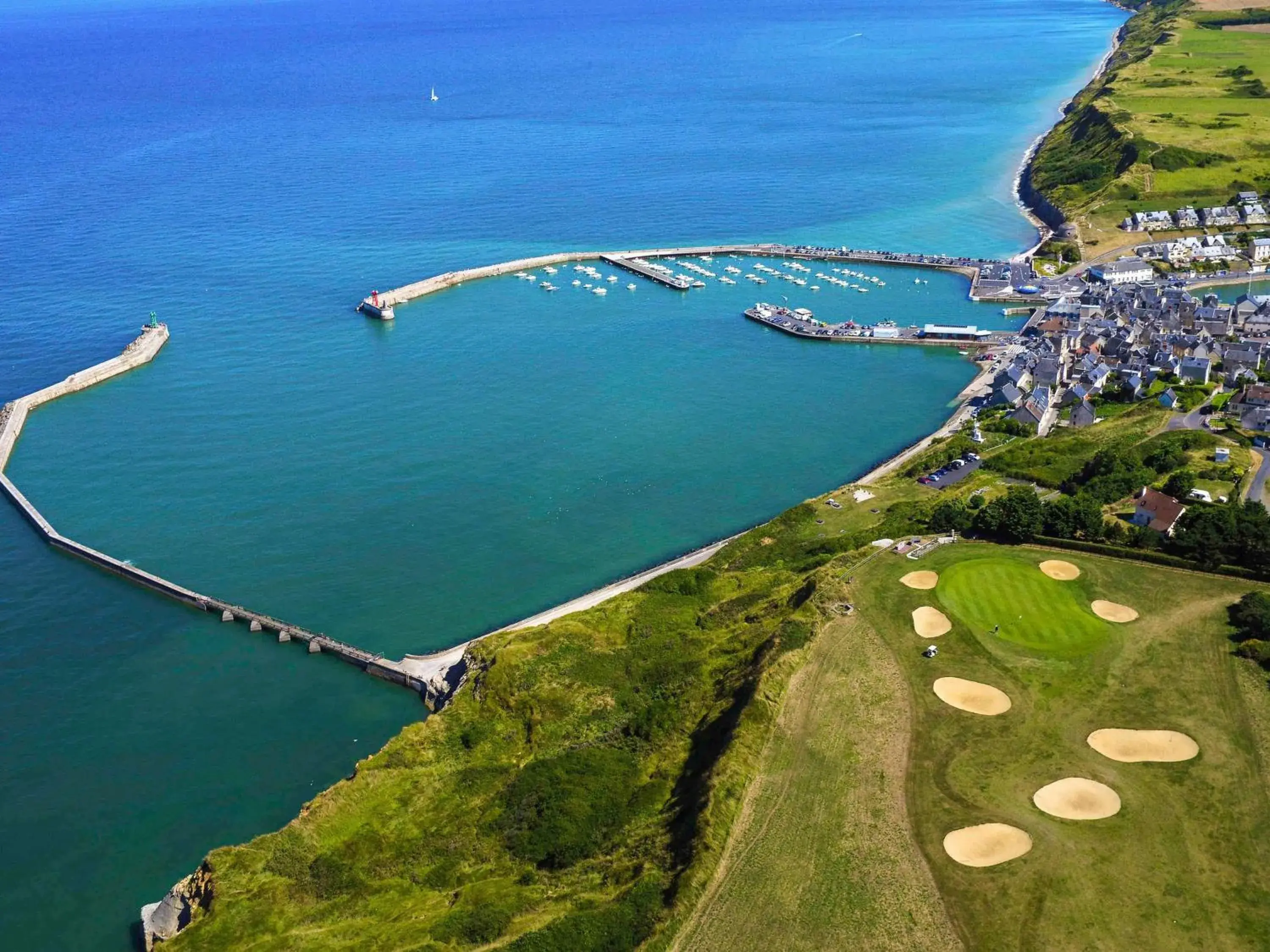 Property building, Bird's-eye View in ibis Bayeux Port En Bessin