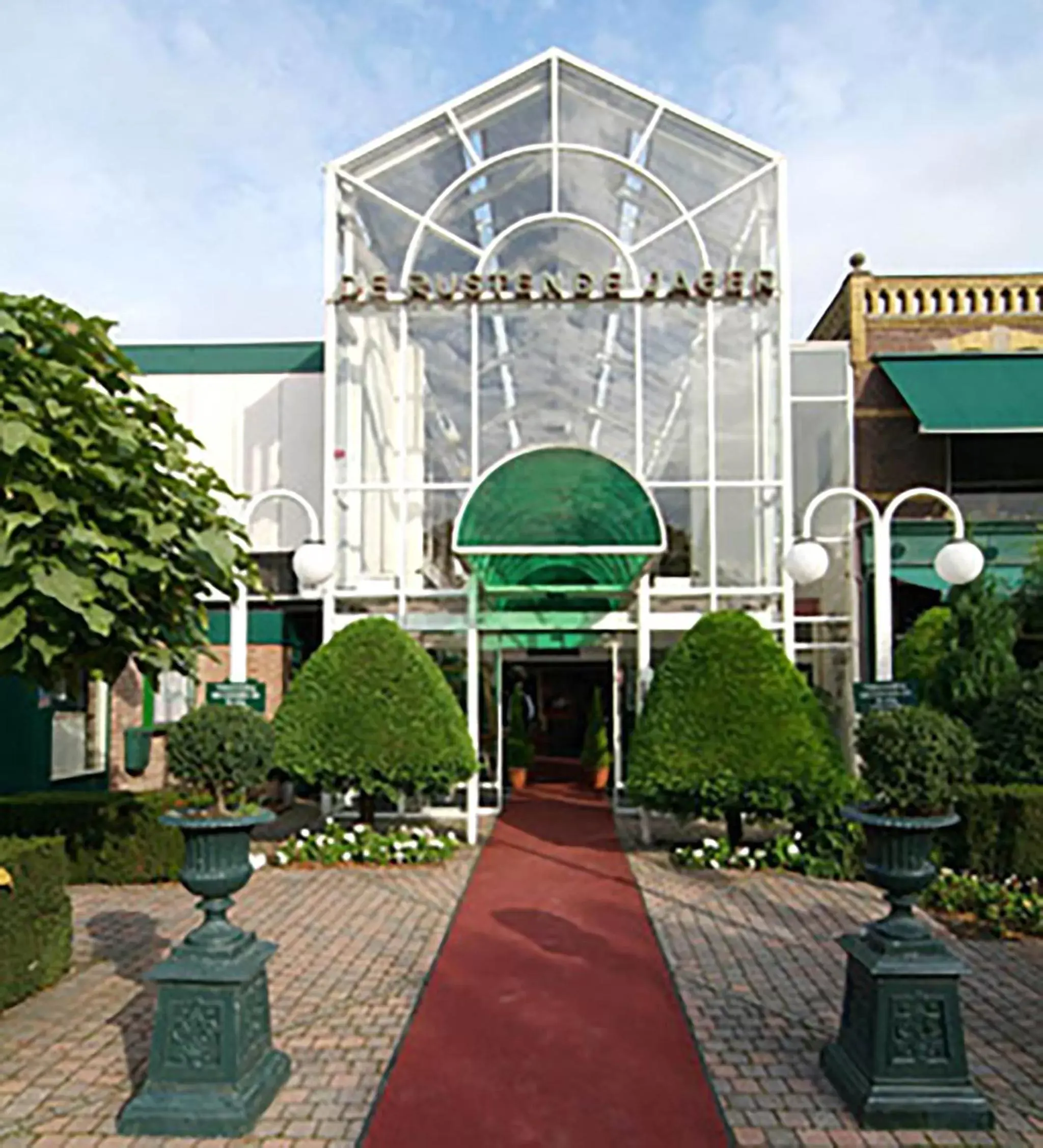 Facade/entrance, Property Building in Hotel De Rustende Jager