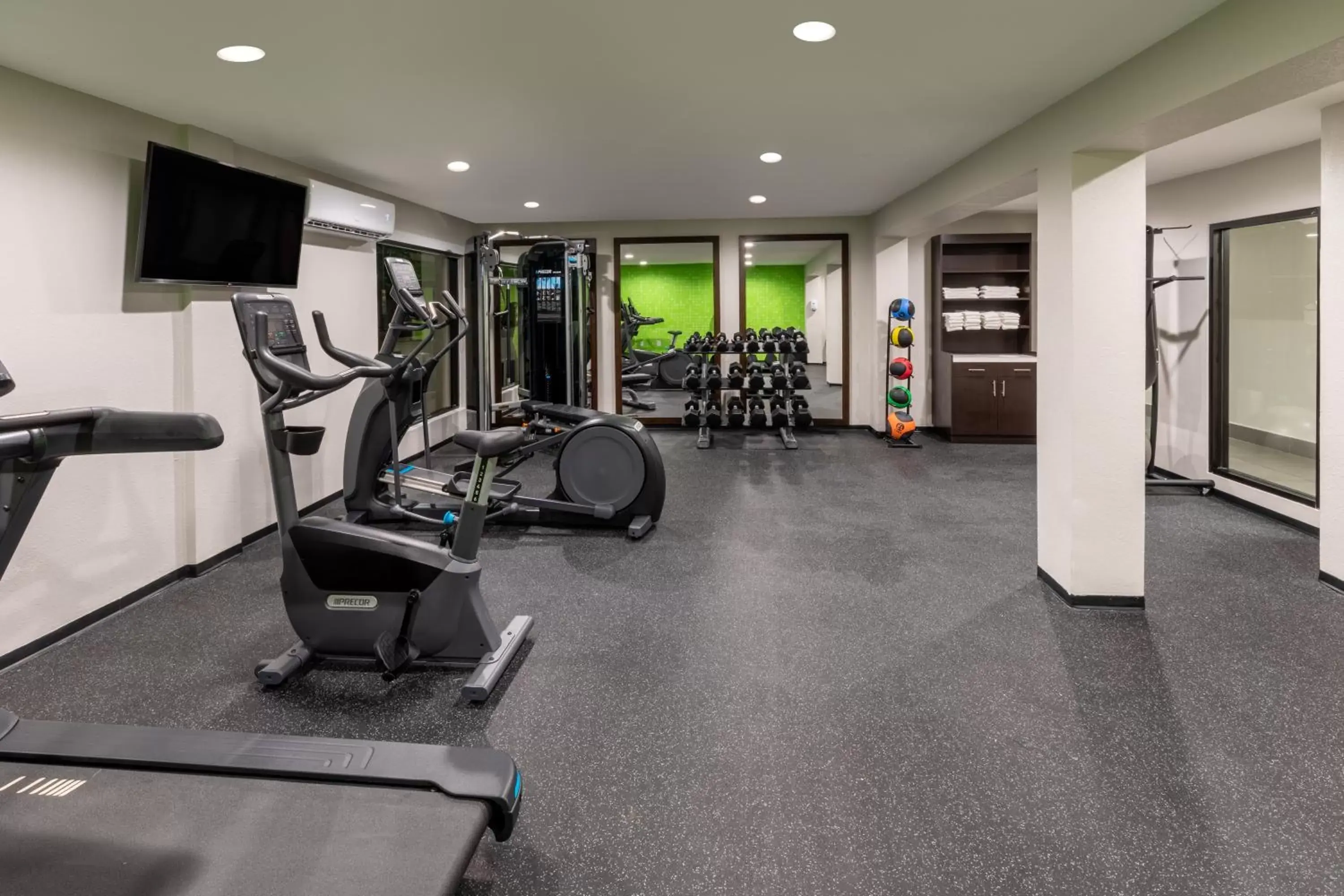 Fitness centre/facilities, Fitness Center/Facilities in La Quinta by Wyndham Houston NW Brookhollow