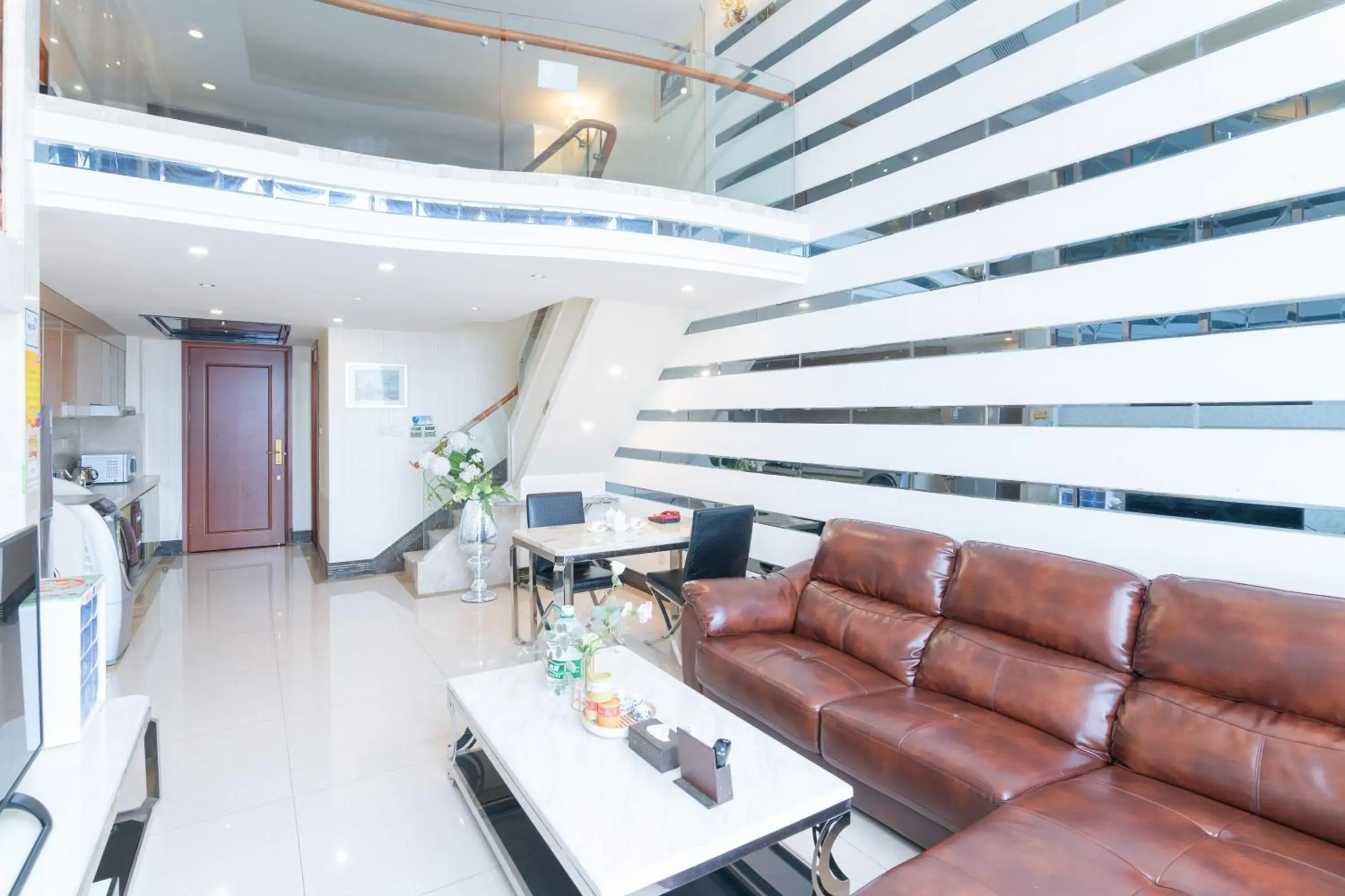 Living room, Seating Area in Louidon Mega Apartment Hotel Of Kam Rueng Plaza - Sunshine Apartment