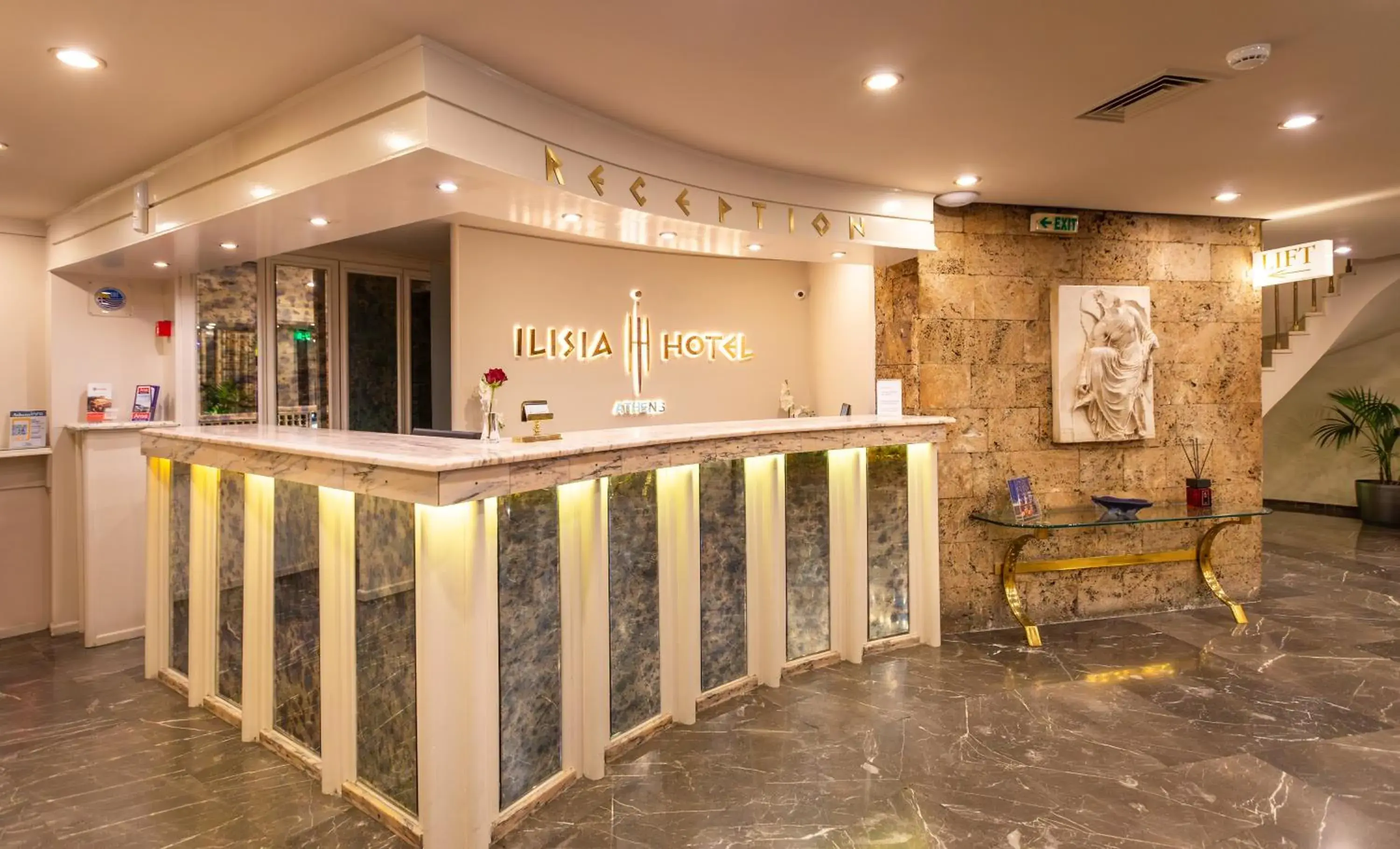 Lounge or bar, Lobby/Reception in Ilisia Hotel Athens