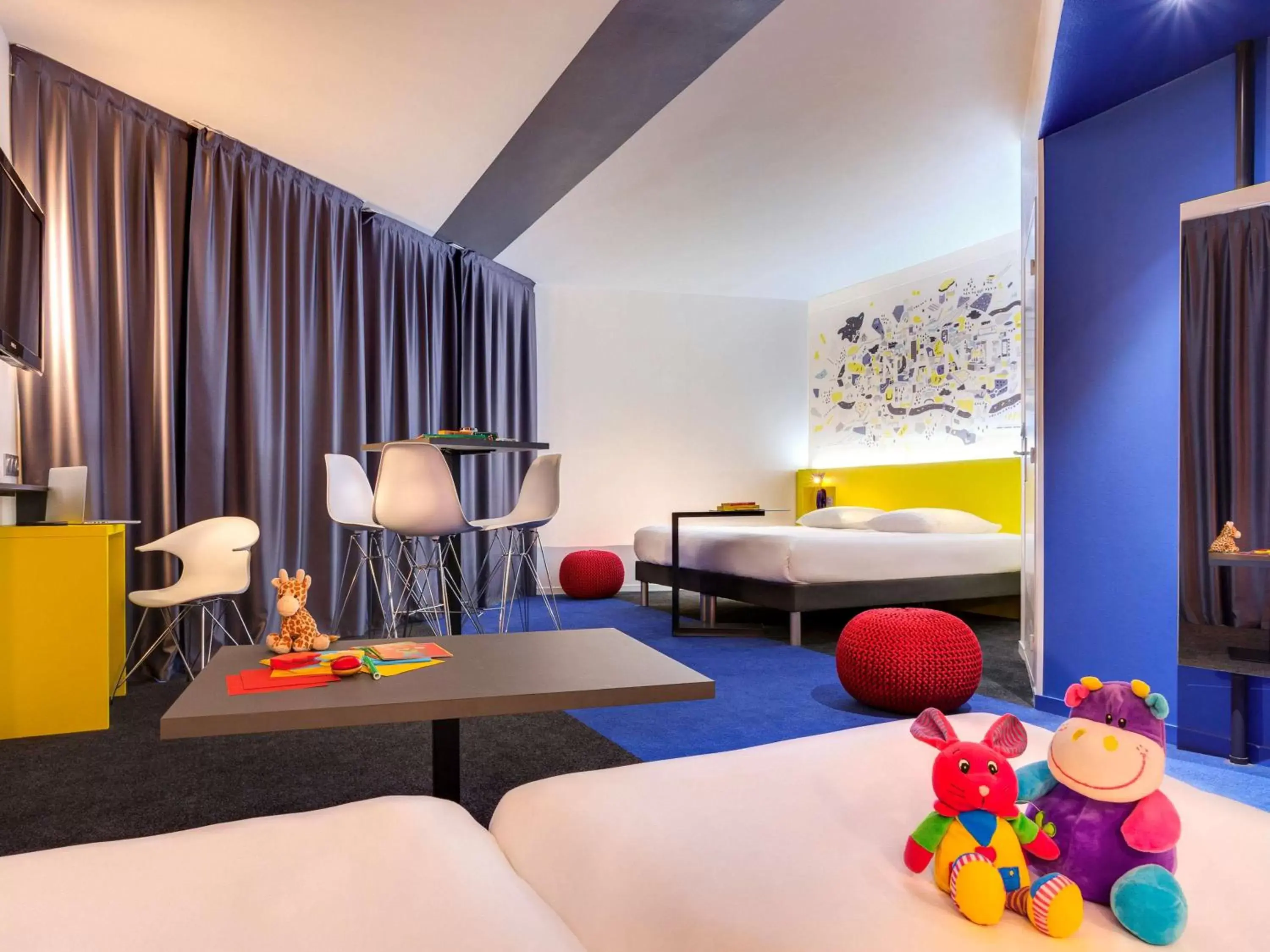 Photo of the whole room in ibis Styles Nantes Centre Gare