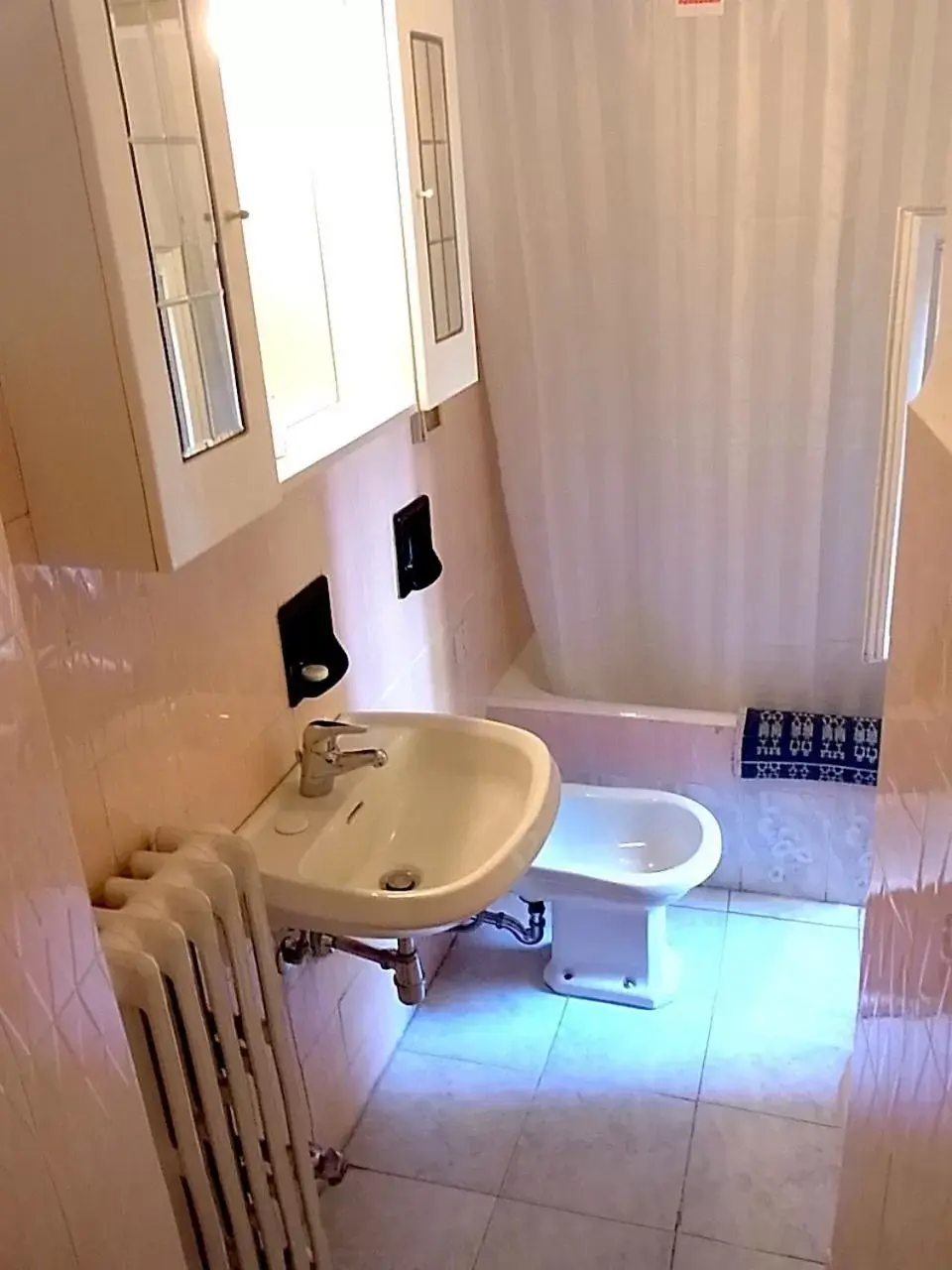 Bathroom in Hotel Cestelli