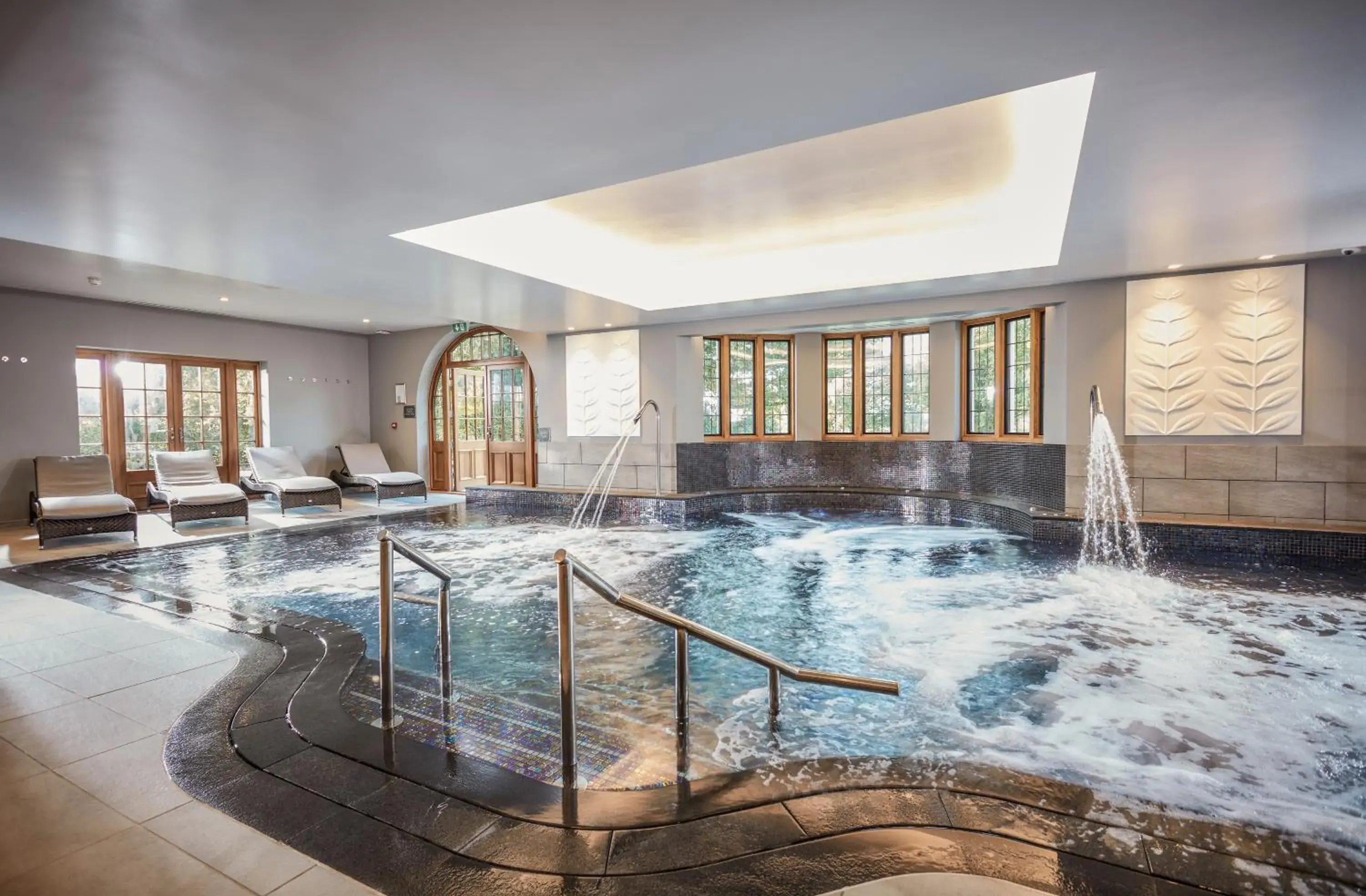 Hot Tub, Swimming Pool in Mallory Court Country House Hotel & Spa