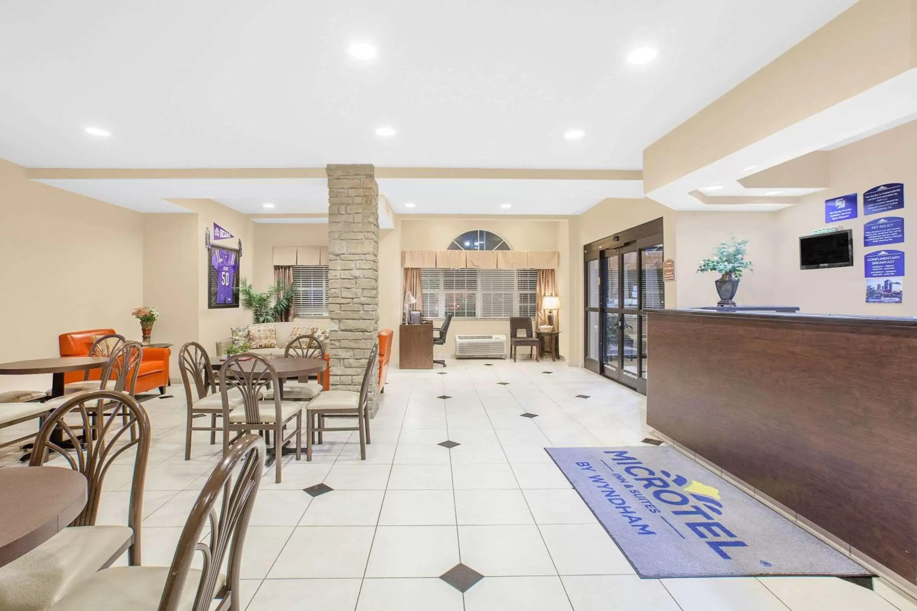 Lobby or reception in Microtel Inn & Suites By Wyndham Conway