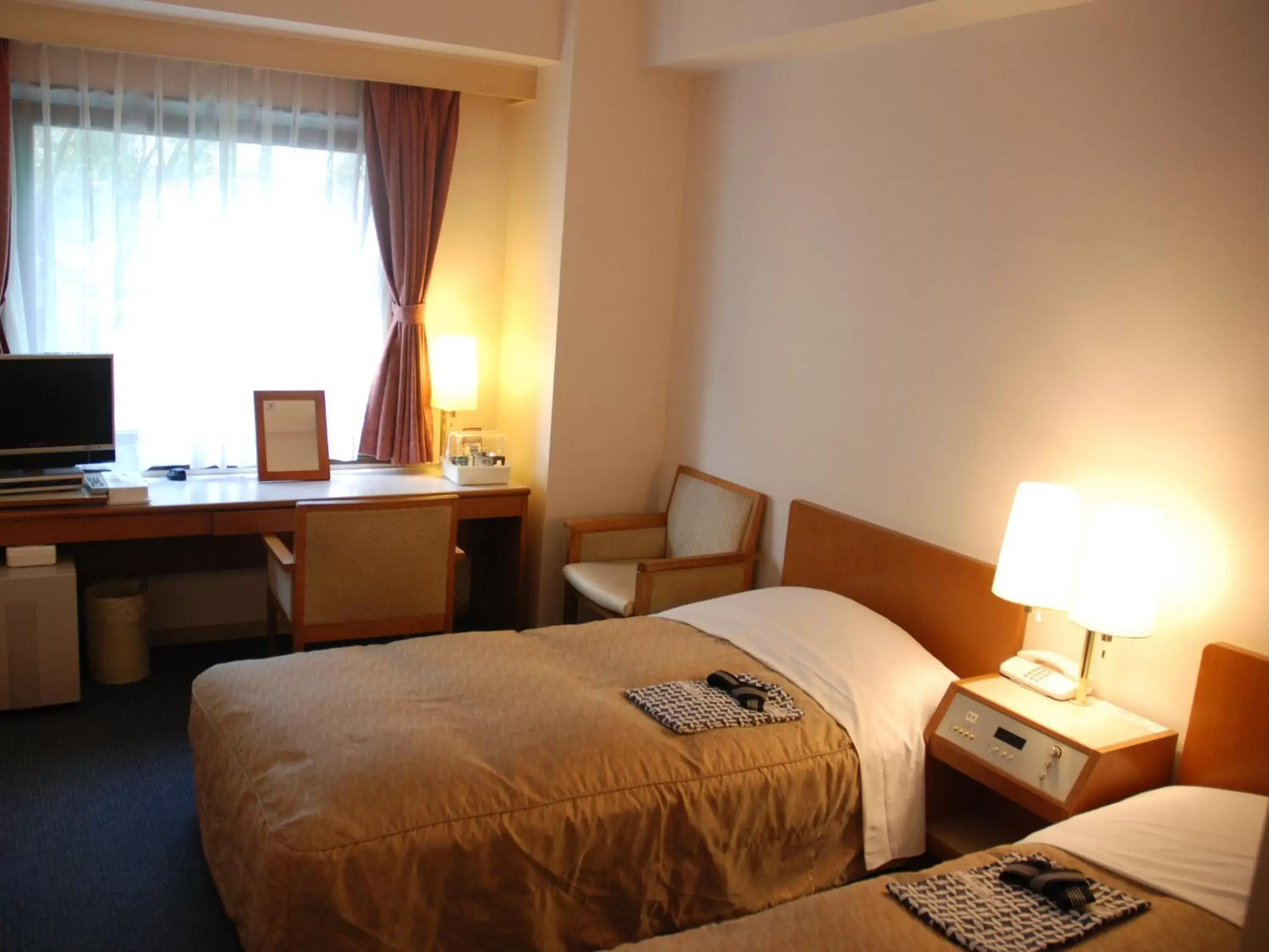 Day, Bed in Hotel New Star Ikebukuro