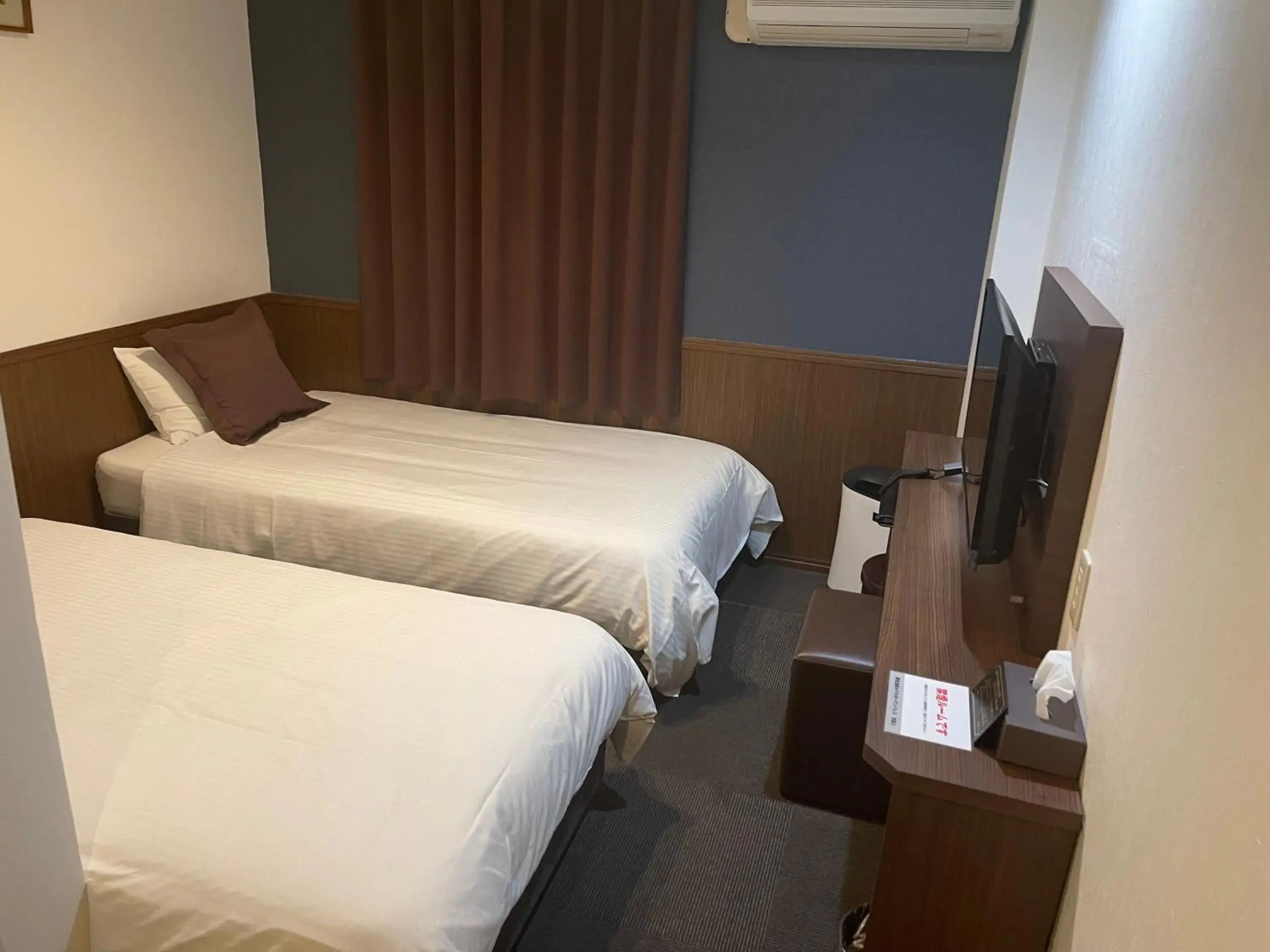 Standard Twin Room - single occupancy in Kansai Airport Spa Hotel Garden Palace Standard Twin Room - single occupancy in Kansai Airport Spa Hotel Garden Palace