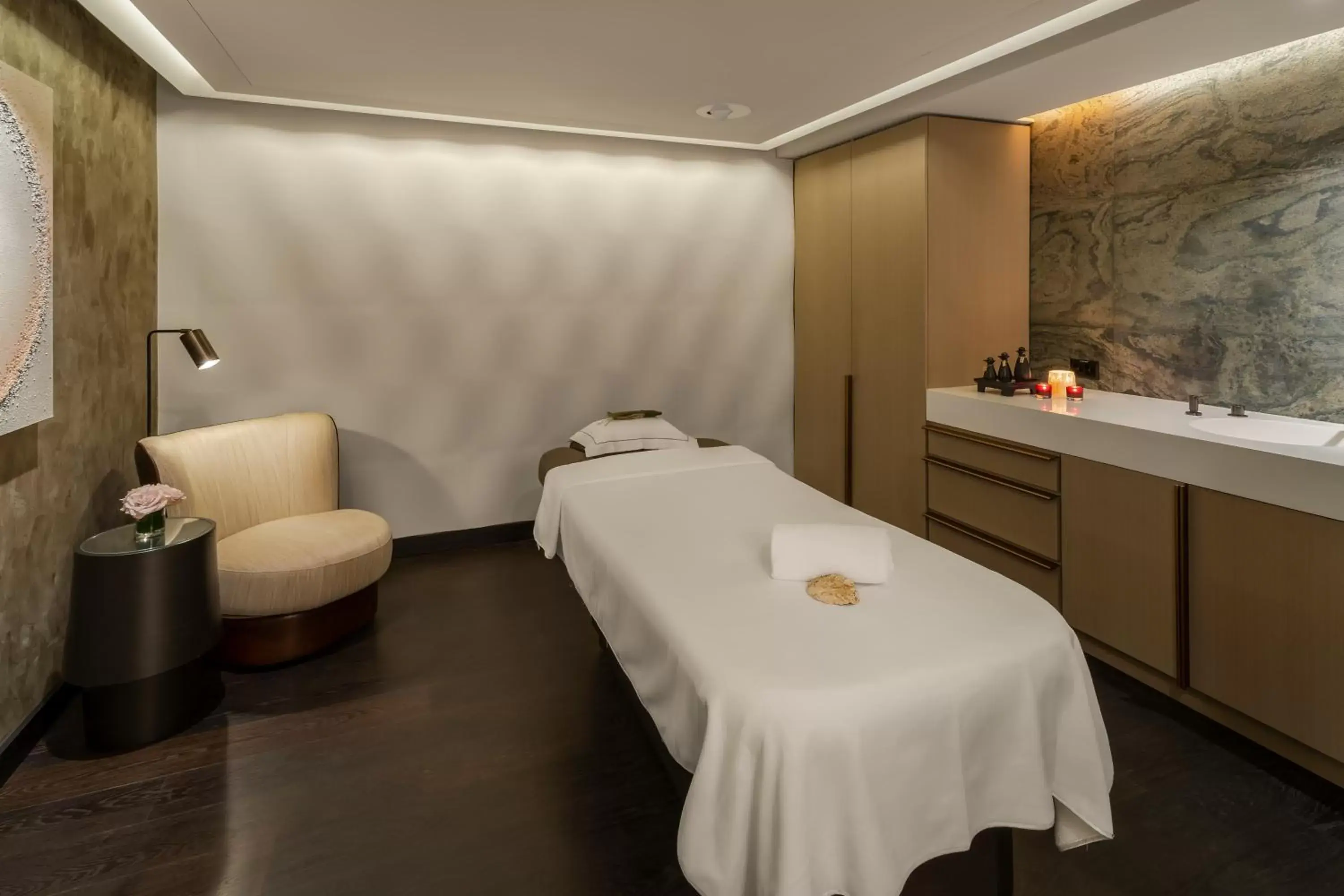 Spa and wellness centre/facilities, Spa/Wellness in FIVE Zurich - Luxury City Resort