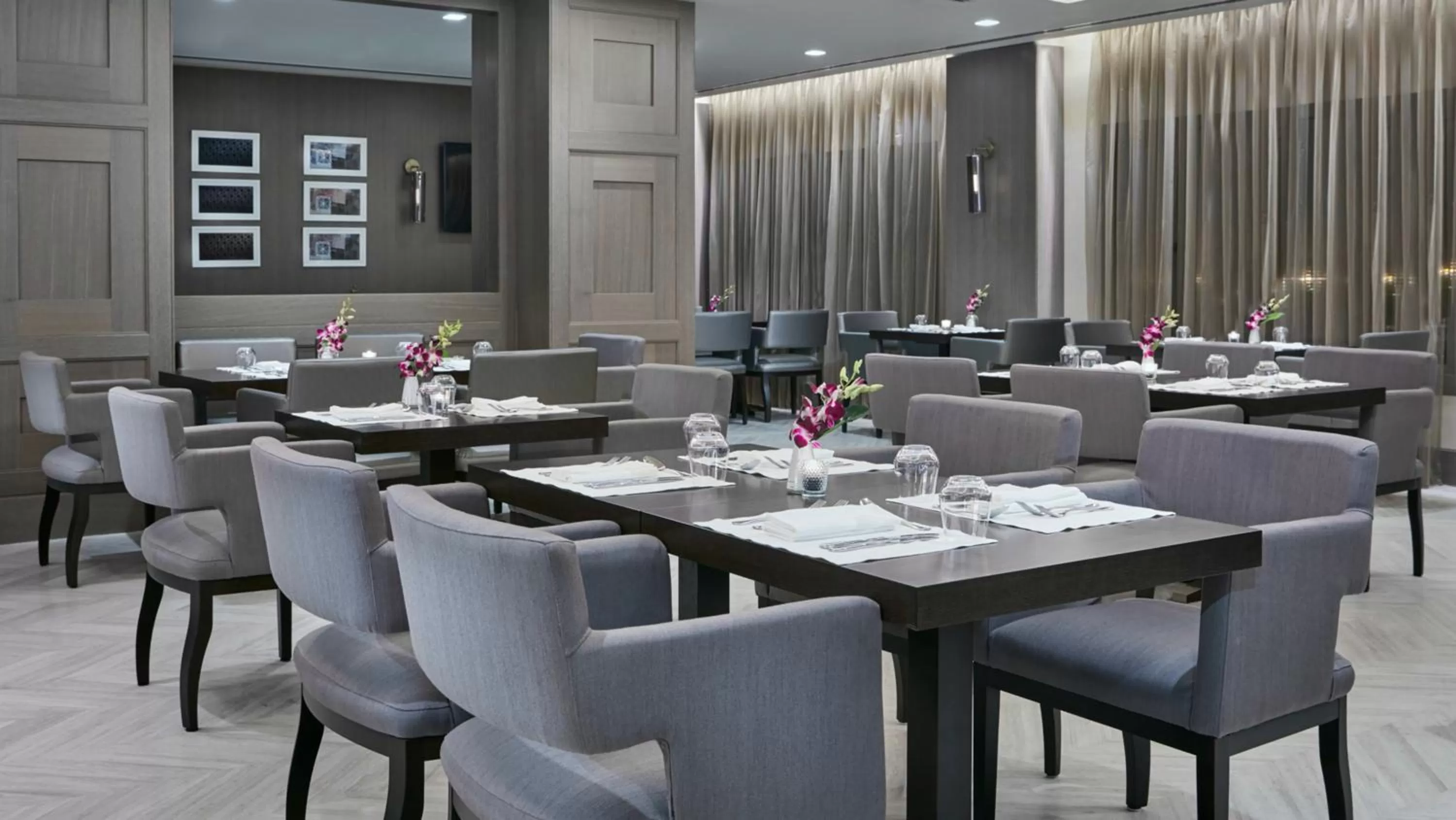 Restaurant/Places to Eat in InterContinental Doha Beach & Spa, an IHG Hotel