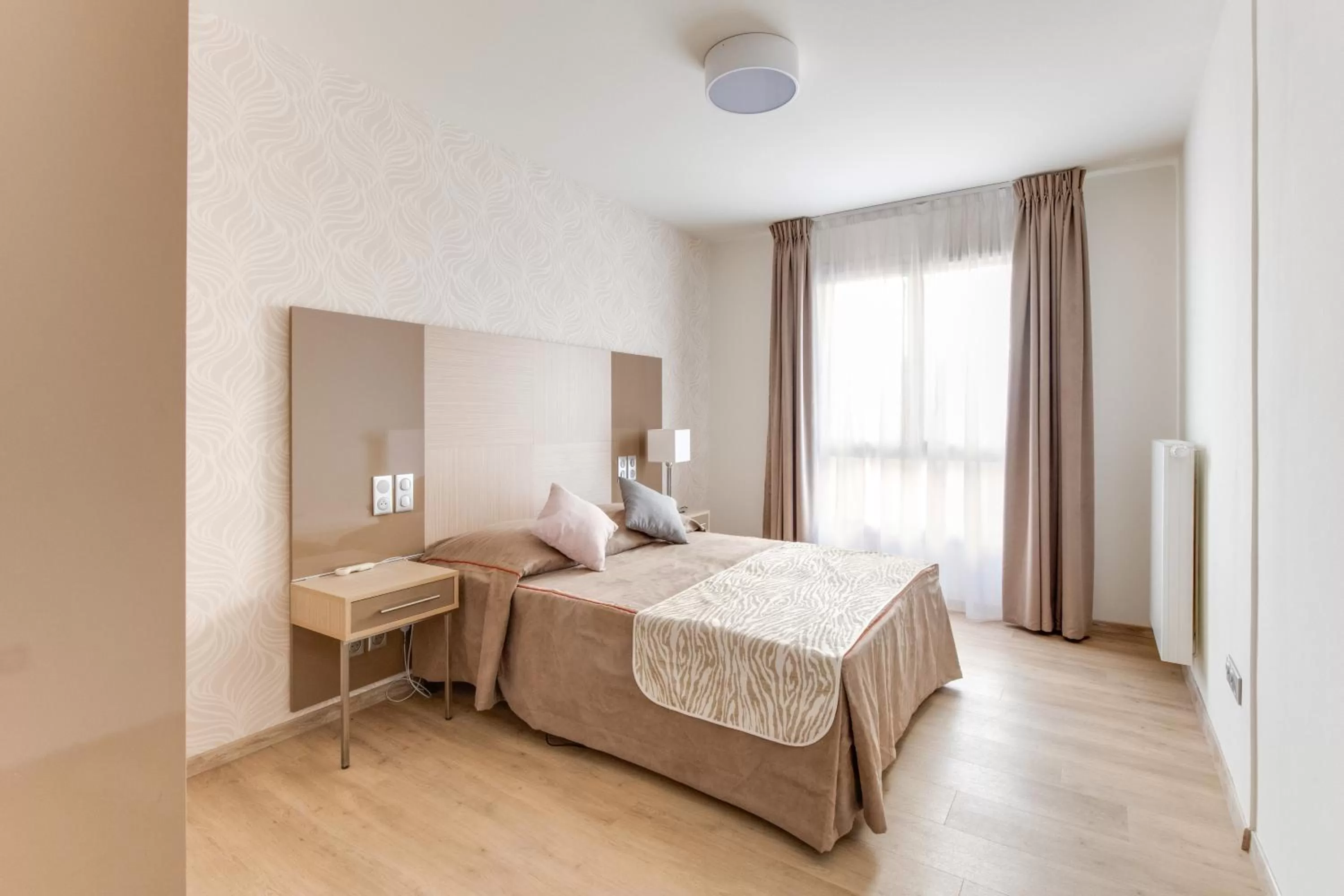 Bed in ZENAO Fréjus