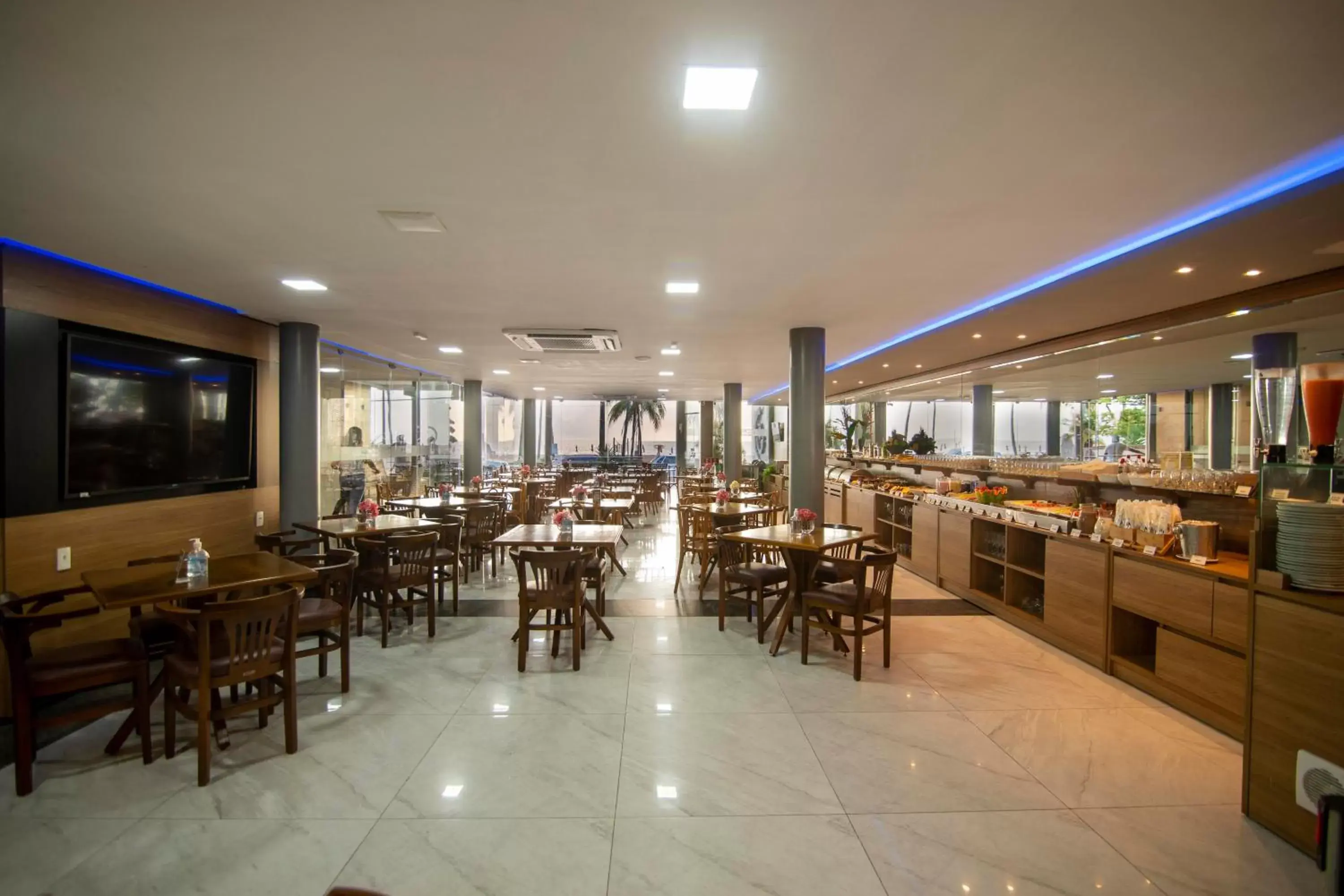 Restaurant/Places to Eat in Netuanah Praia Hotel