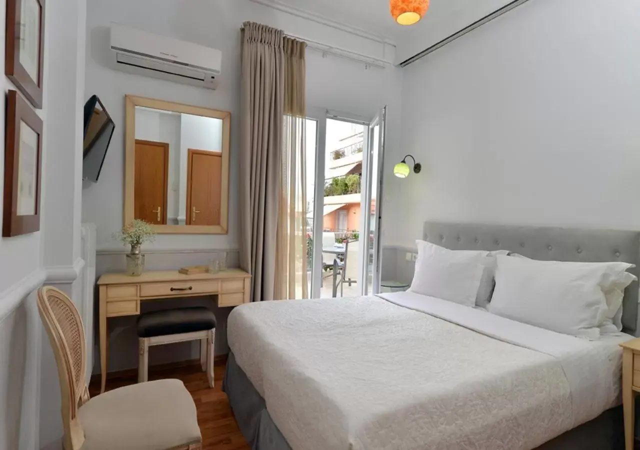 Bedroom, Bed in Acropolis Ami Boutique Hotel